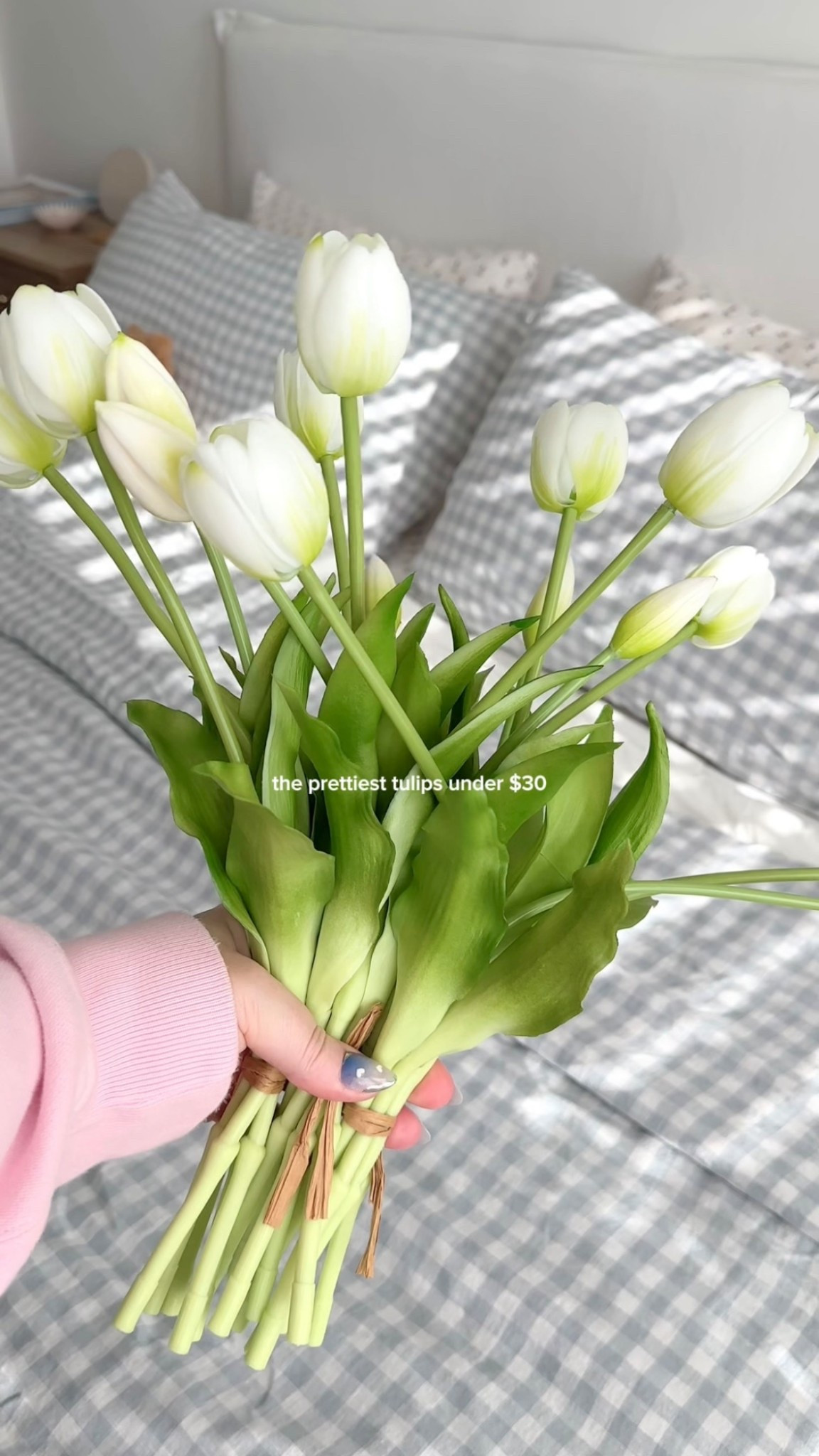 gorgeous faux tulips! 🌷 

#LTKSeasonal #LTKdayinmylife #LTKHome