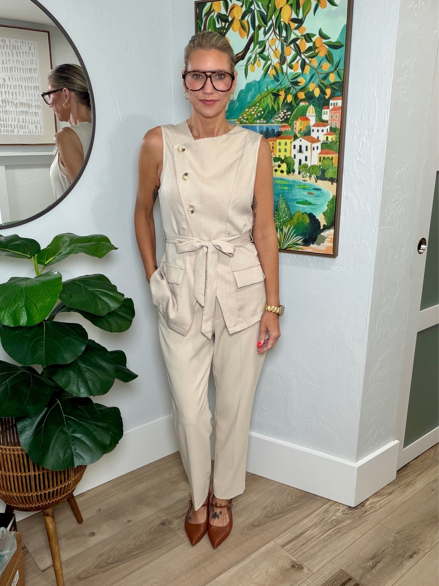 Neutral Monochromatic??

Say no more! 

Vest is part of a two piece set from SHEIN. I’m wearing a small. 
My pants are from Uniqlo in a small. 
My heels are from Allie and are undeniably comfortable. Use code LEEANN10

#LTKgrwm #LTKootd #LTKWorkwear