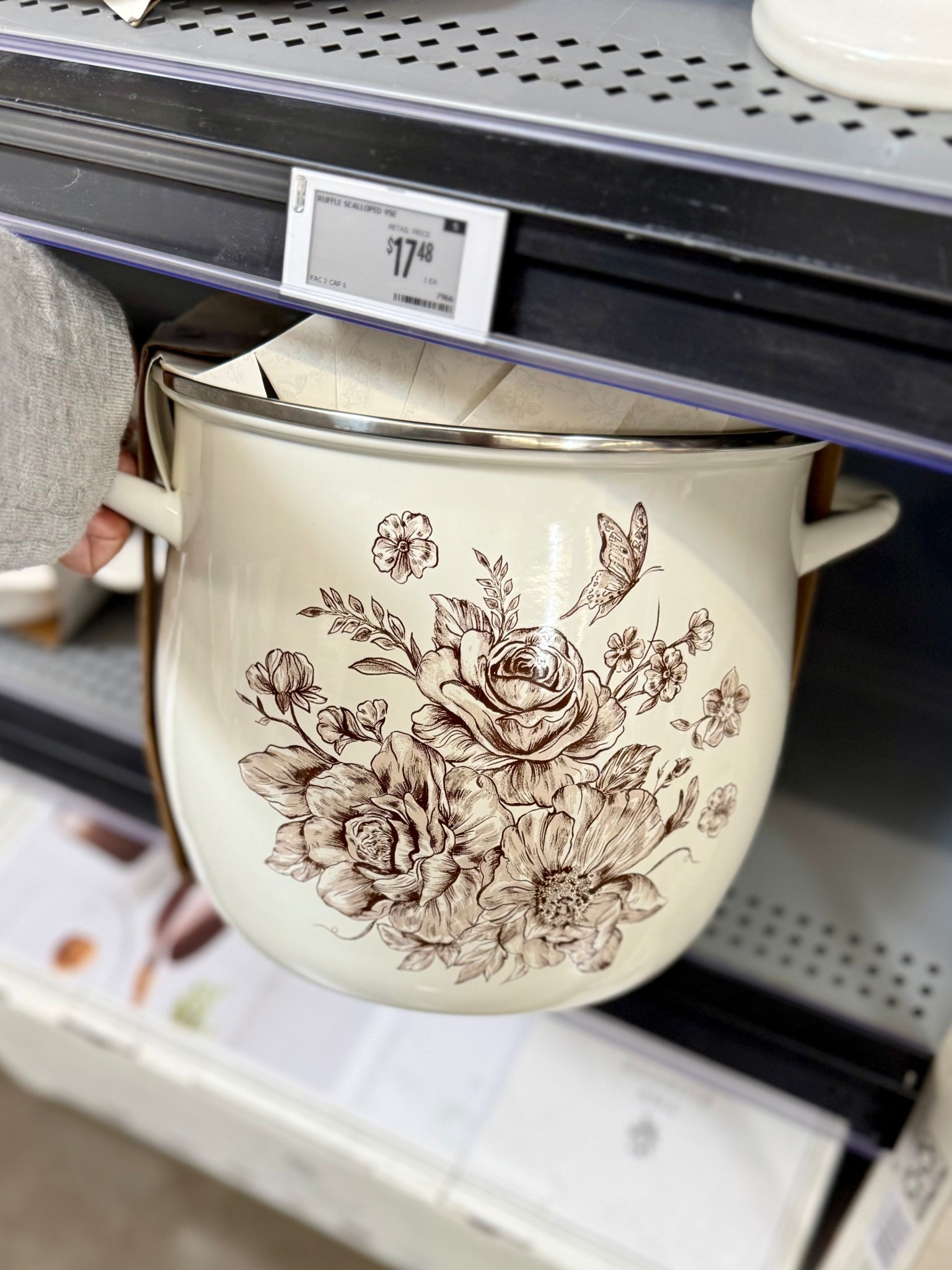 Reminds me of the pot my grandmother used to cook in 🥹

#LTKFindsUnder50 #LTKSeasonal #LTKHome