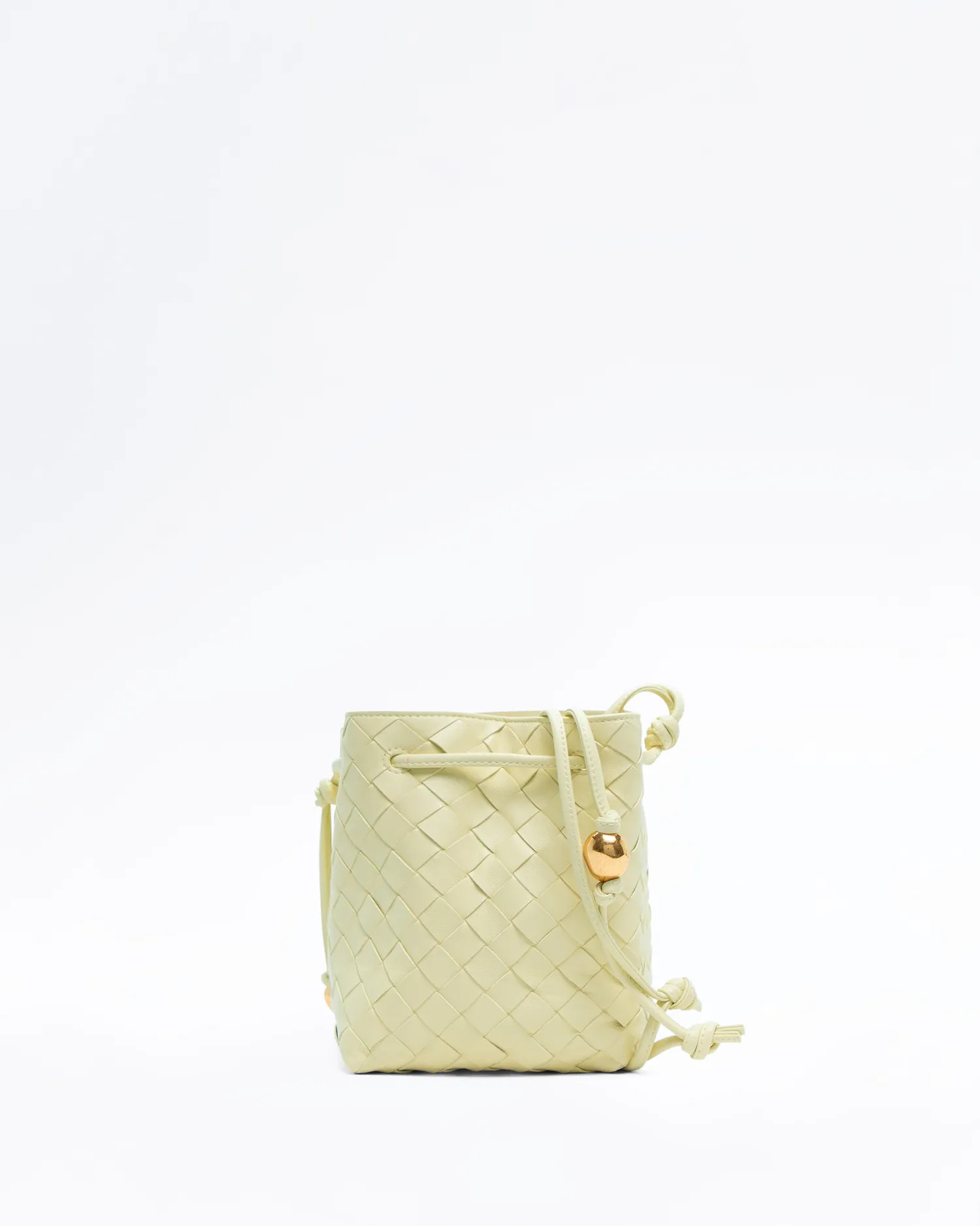 Small Cassette Bucket Bag | Vivrelle