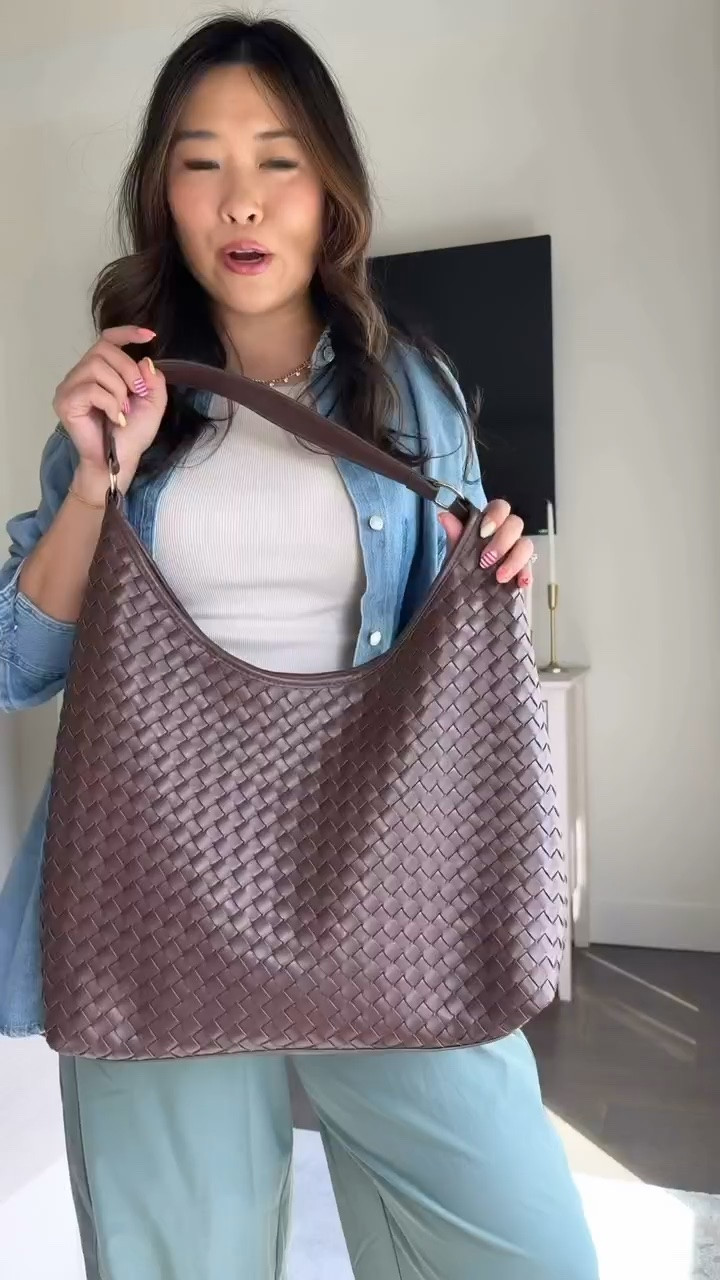 Walmart new fall handbag

#LTKootd #LTKSeasonal #LTKOver40