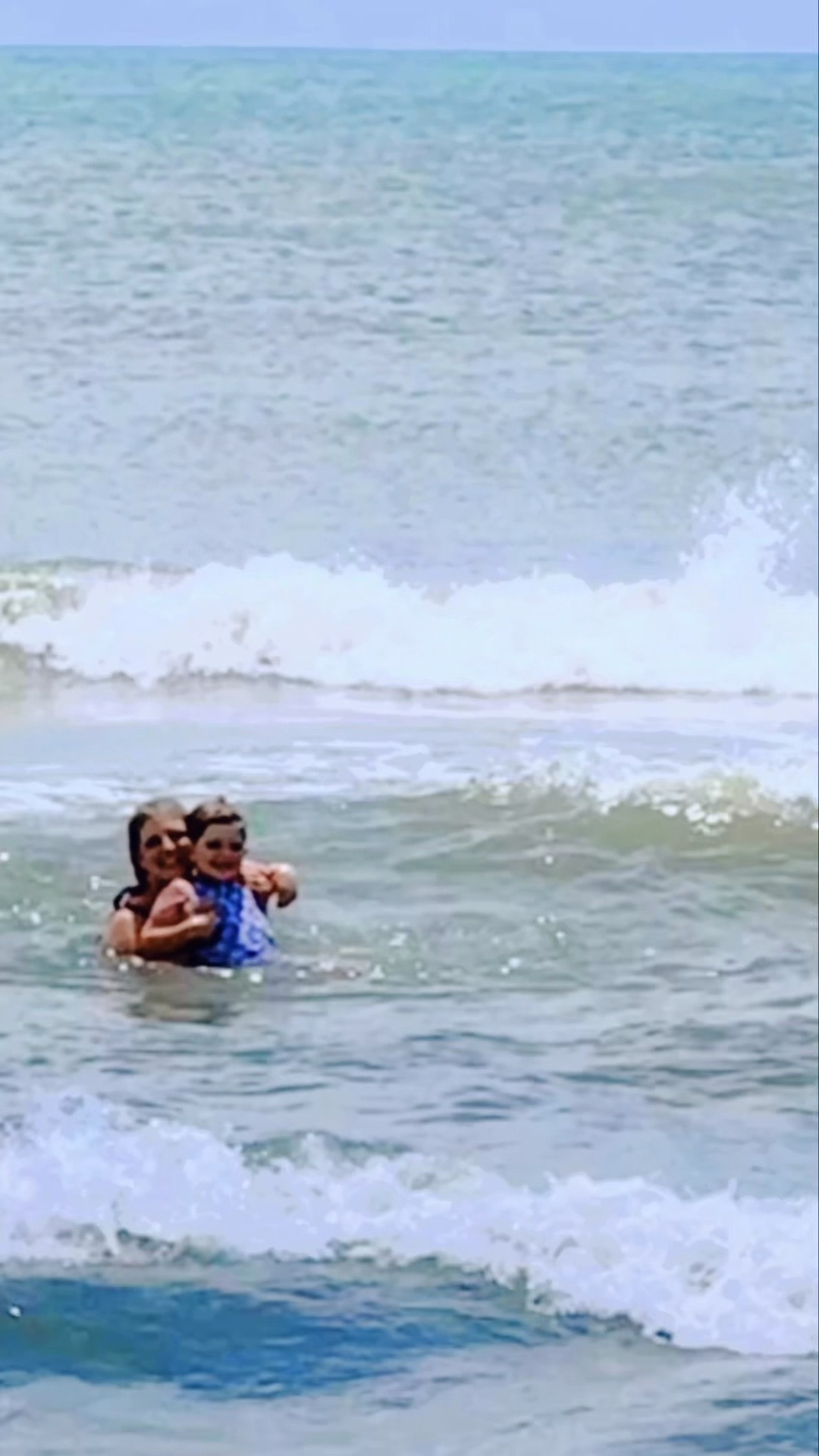 Building sandcastles 🪏, playing in the tide pool 💦 with my babies 👶🏼, finding seashells 🐚 (Judson loved listening 👂 to the ocean 🌊 sound in them 😍), eating watermelon 🍉 and sandwiches 🥪, and swimming in the waves with my babies!! 🩵 Judson is a water LOVER this year and is so into boogie boarding 🏄‍♂️ and diving into the waves with mama - which is nostalgic to my childhood because that’s always been my favorite 🤩, too!! He’s an ocean lover 🦀 just like his mama and daddy!!! 🥰👣🌾
