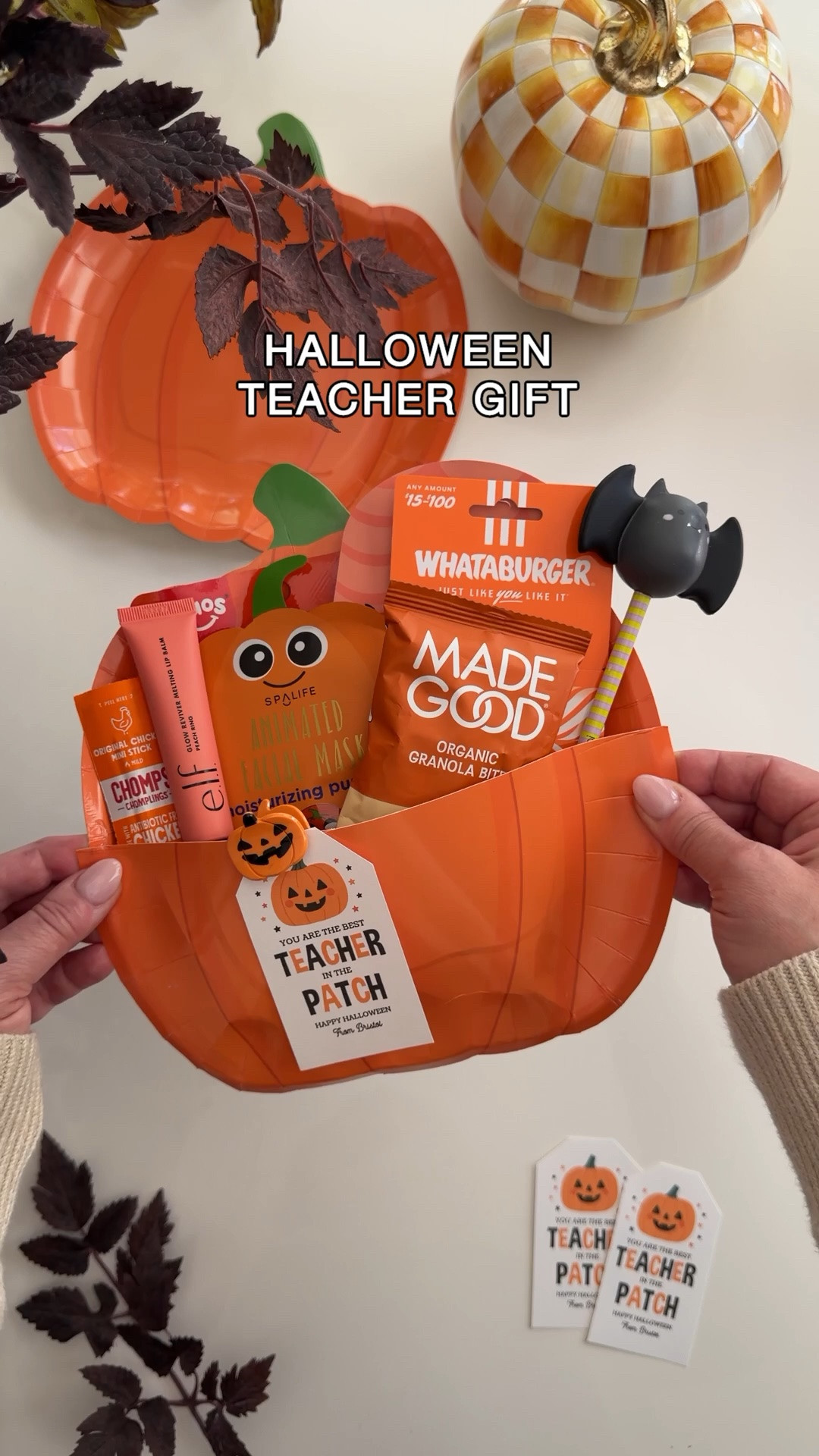 Halloween Teacher Gift 🎃

Y’all loves the Apple themed teacher gift so much I had make a Pumpkin themed gift happen!