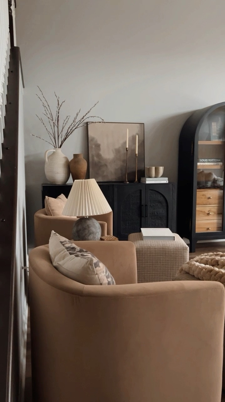 Last year’s winter sideboard look✨

*Some of the items here are no longer available but I linked what I could

Winter Styling | Sideboard Styling | Console Styling | Living Room | Entryway | Neutral Decor

#LTKHome #LTKWatchNow #LTKStyleTip