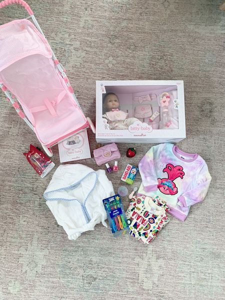 Everything I got sloane for Xmas this year, gift for 2 year old toddler girl 

#LTKGiftGuide #LTKkids #LTKfindsunder50