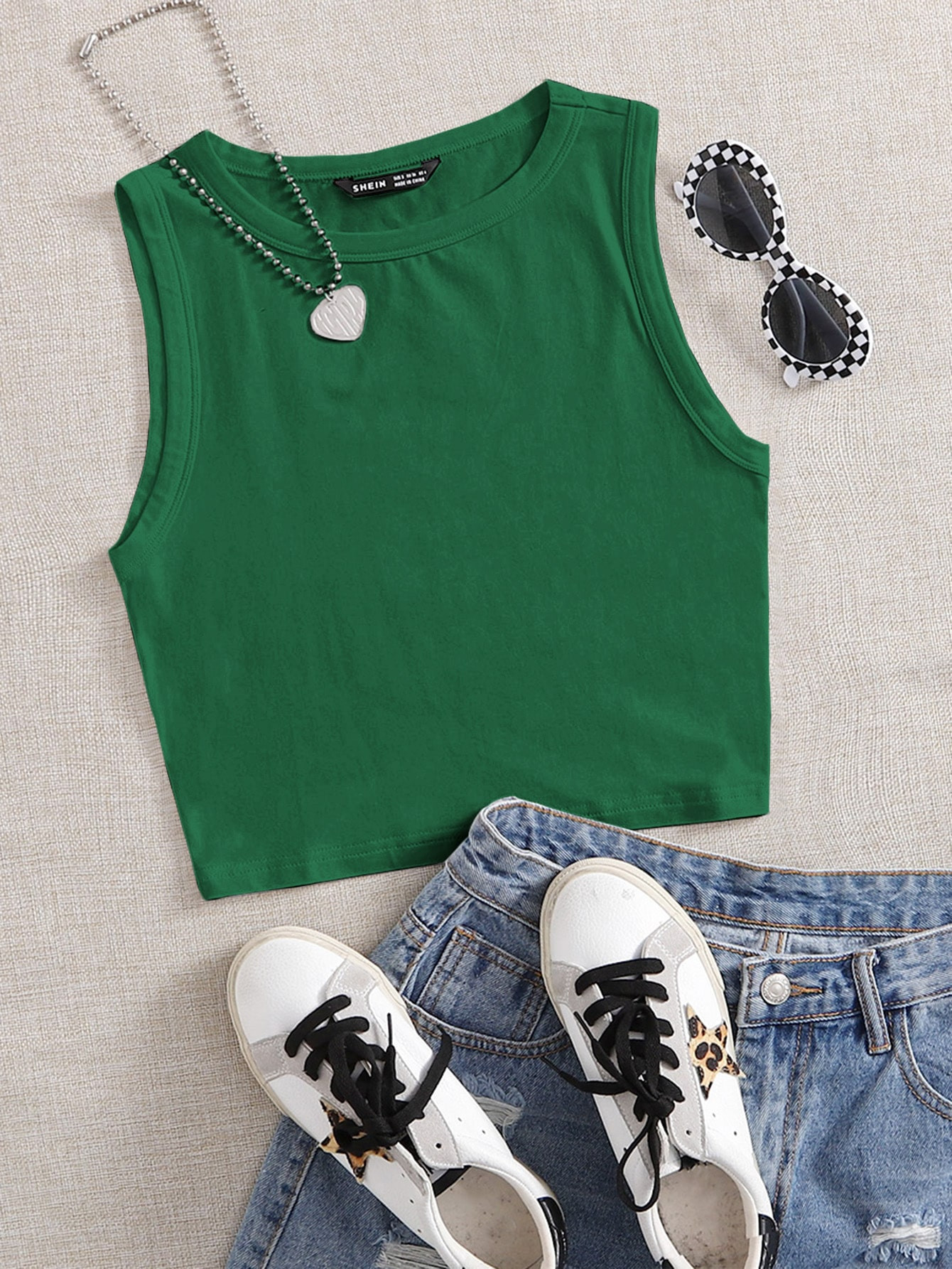 SHEIN Solid Crop Tank Top | SHEIN