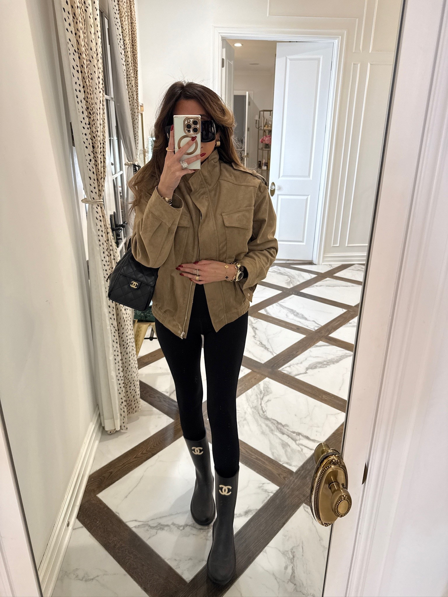 I’m wearing a size small in this jacket! It’s an identical lookalike for a Zara jacket! Also wearing the lookalike version of these booties!! 

Save or Splurge, Lookalikes, Leggings, Suede Jacket, Sweater, Jacket, Boots, Booties, Statement Coats, Emily Ann Gemma

#LTKootd #LTKFindsUnder100 #LTKgrwm