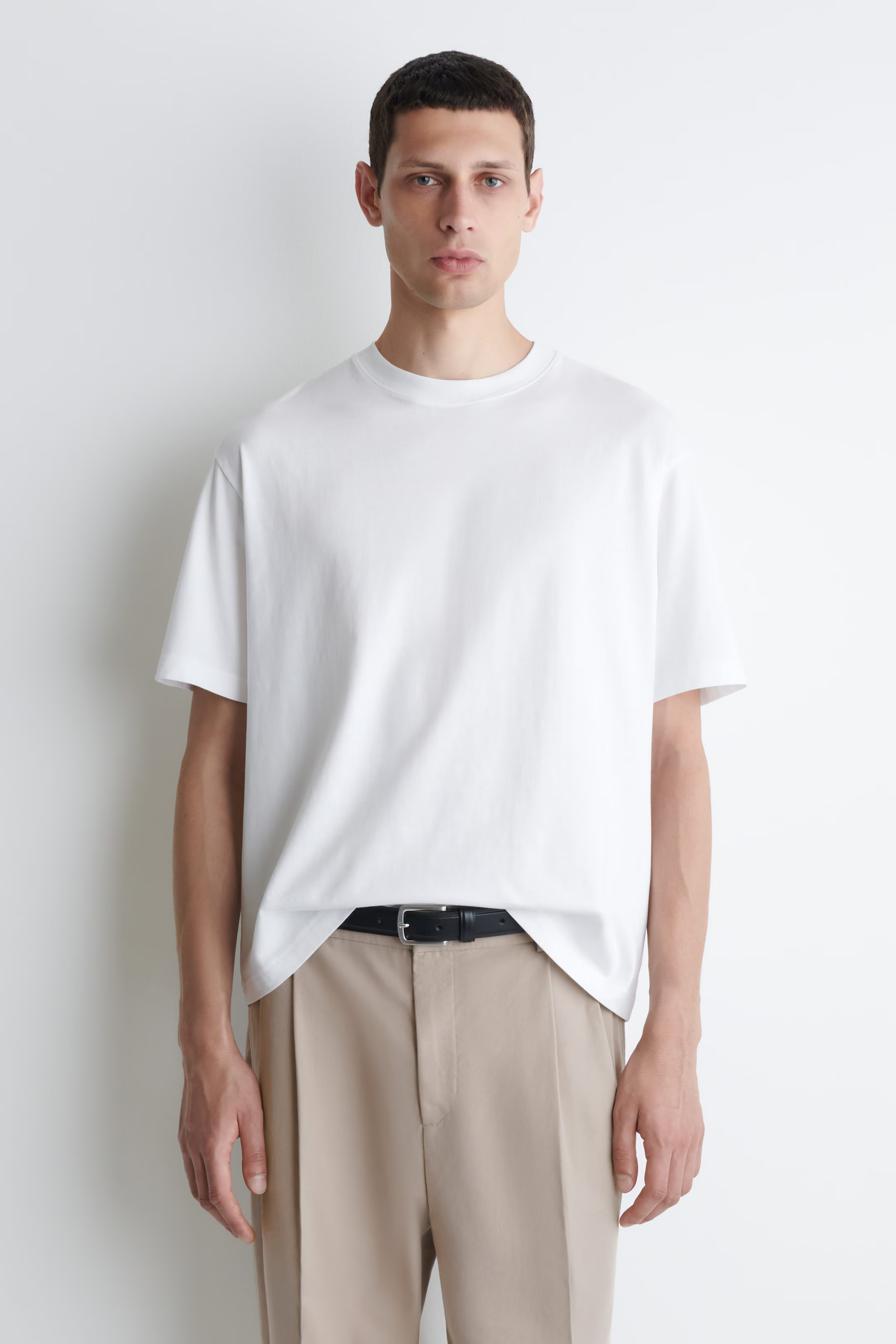 RELAXED LIGHTWEIGHT COTTON T-SHIRT - WHITE | COS | COS UK
