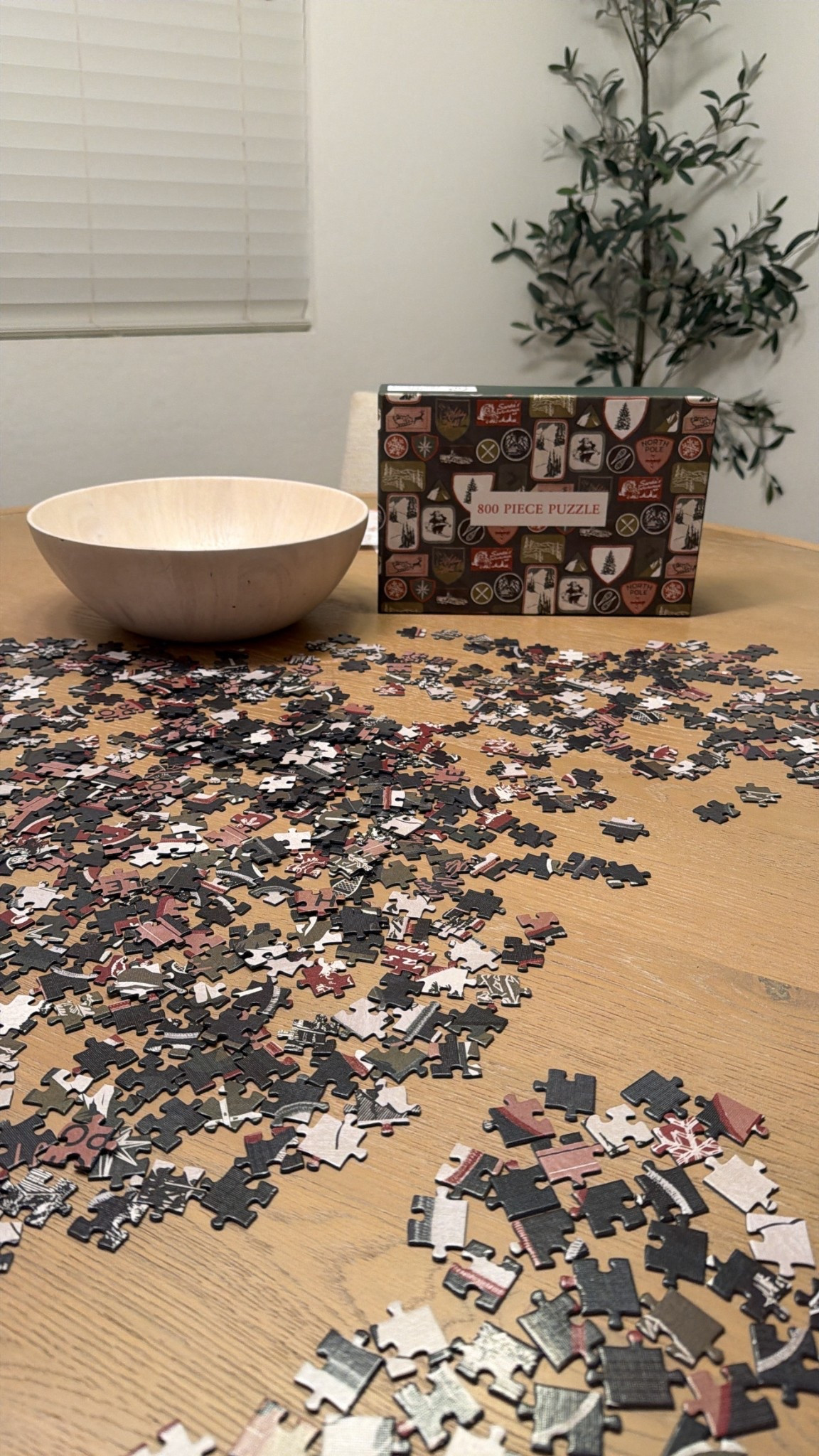 800 piece holiday puzzle! Should keep me and the kiddos busy this month 😂 it’s actually kind of hard but so fun! 

#LTKdayinmylife #LTKHoliday #LTKmomlife