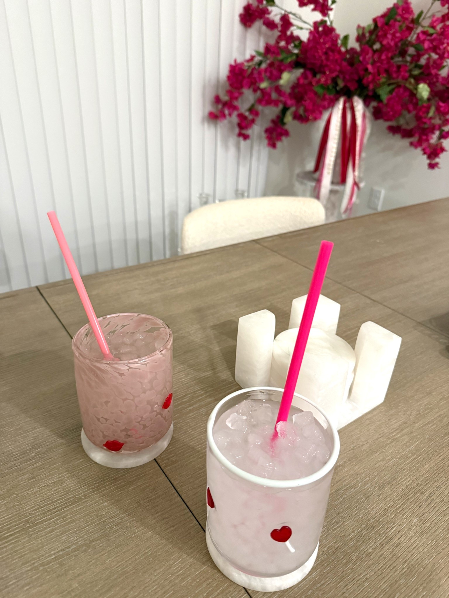 My favorite Icon glasses from Anthro💕💕💋