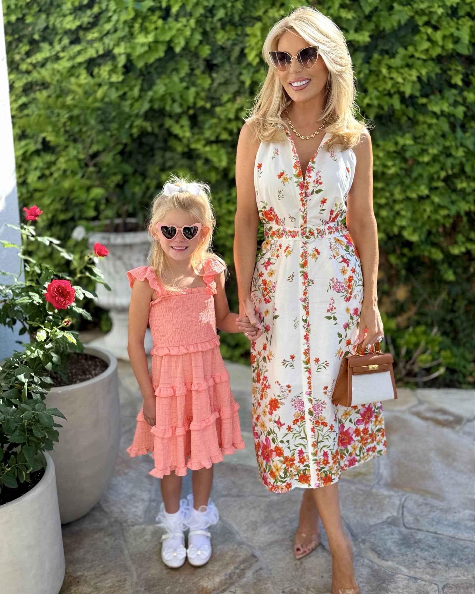 The cutest dress & bag for Spring from Avara! Wearing size xs and I am 5’6 

#LTKdayinmylife #LTKootd #LTKmomlife