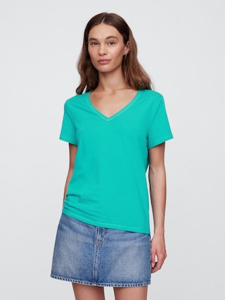 Favorite V-Neck T-Shirt | Gap Factory