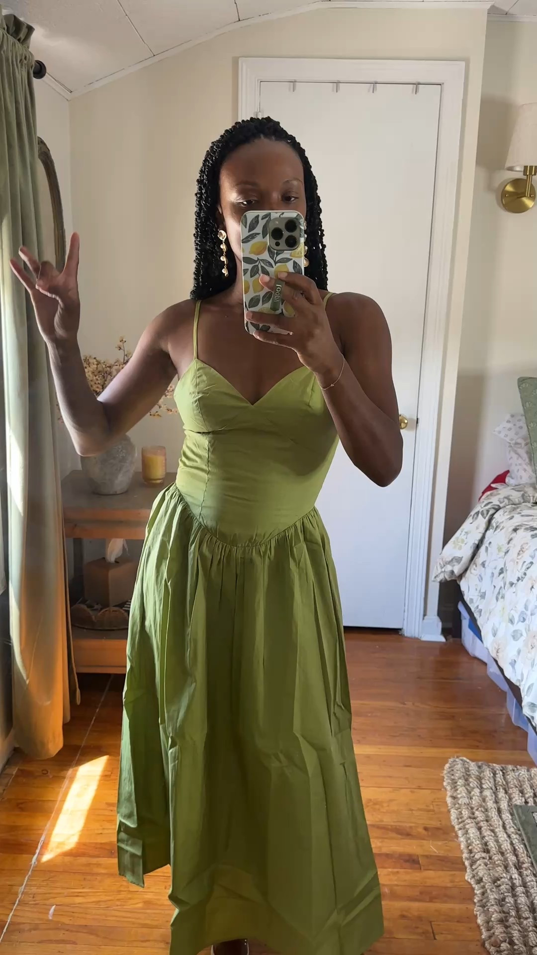 Wearing size XS in dress

#LTKSeasonal