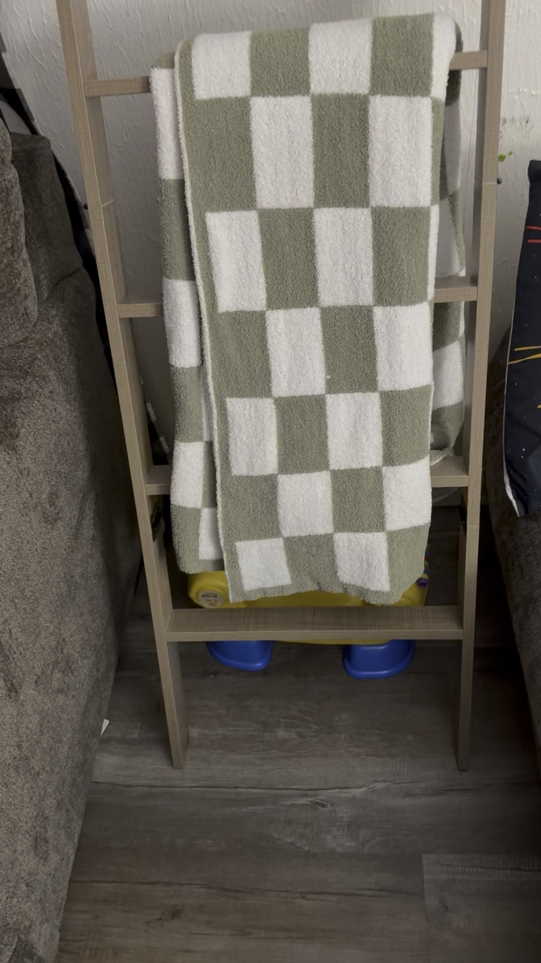 Tell me how to decorate this! 

#LTKHome #LTKGiftGuide #LTKFindsUnder50