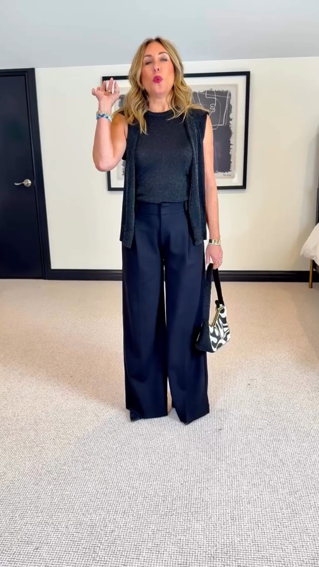 Wearing all black doesn’t have to be boring! 🖤

Mix different textures like suede shoes and a shimmer sweater for depth and interest, then add a fun beaded bag for a little extra personality. When it comes to comfort, look for cozy pants with adjustable features so your style moves with your day.

Simple tweaks make a big difference!

#LTKdayinmylife #LTKgrwm #LTKootd