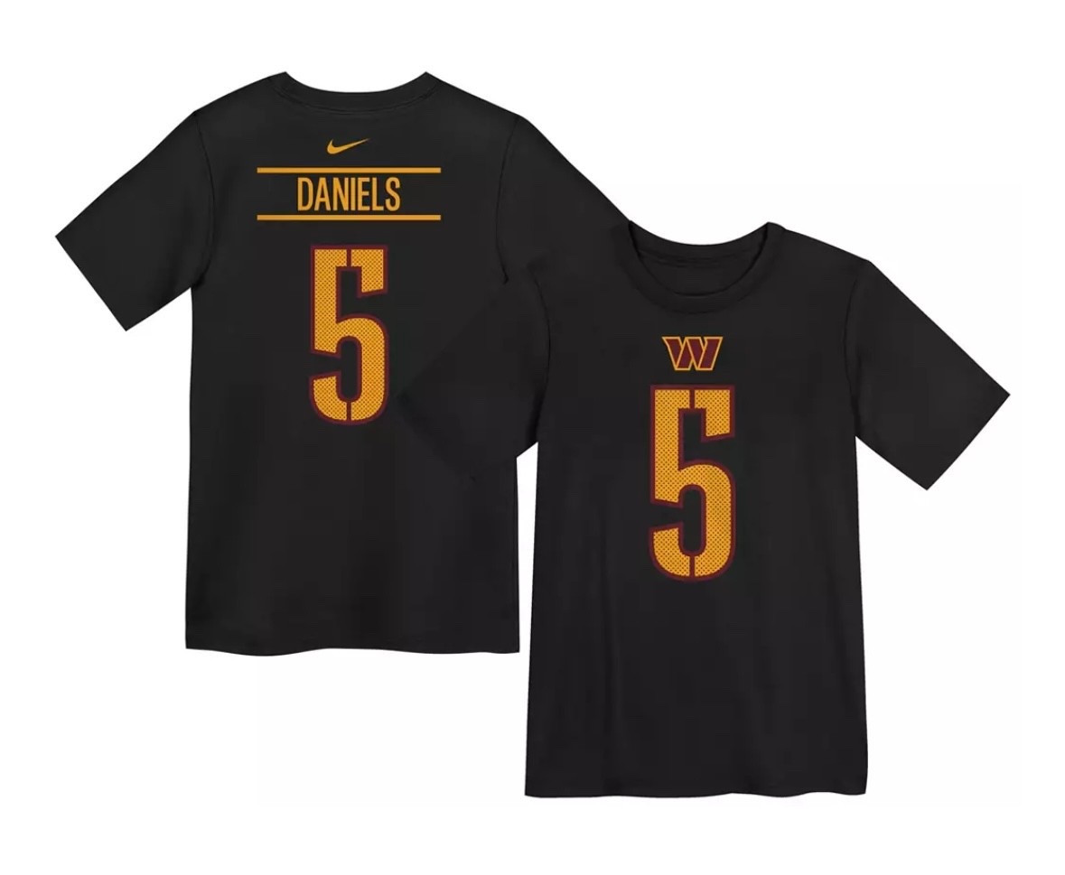 NFL Commanders shirt 

#LTKGiftGuide