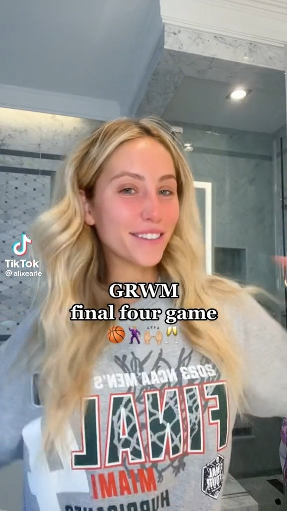 GRWM for the game this weekend! All makeup linked below 😊

#LTKSeasonal #LTKGiftGuide #LTKbeauty