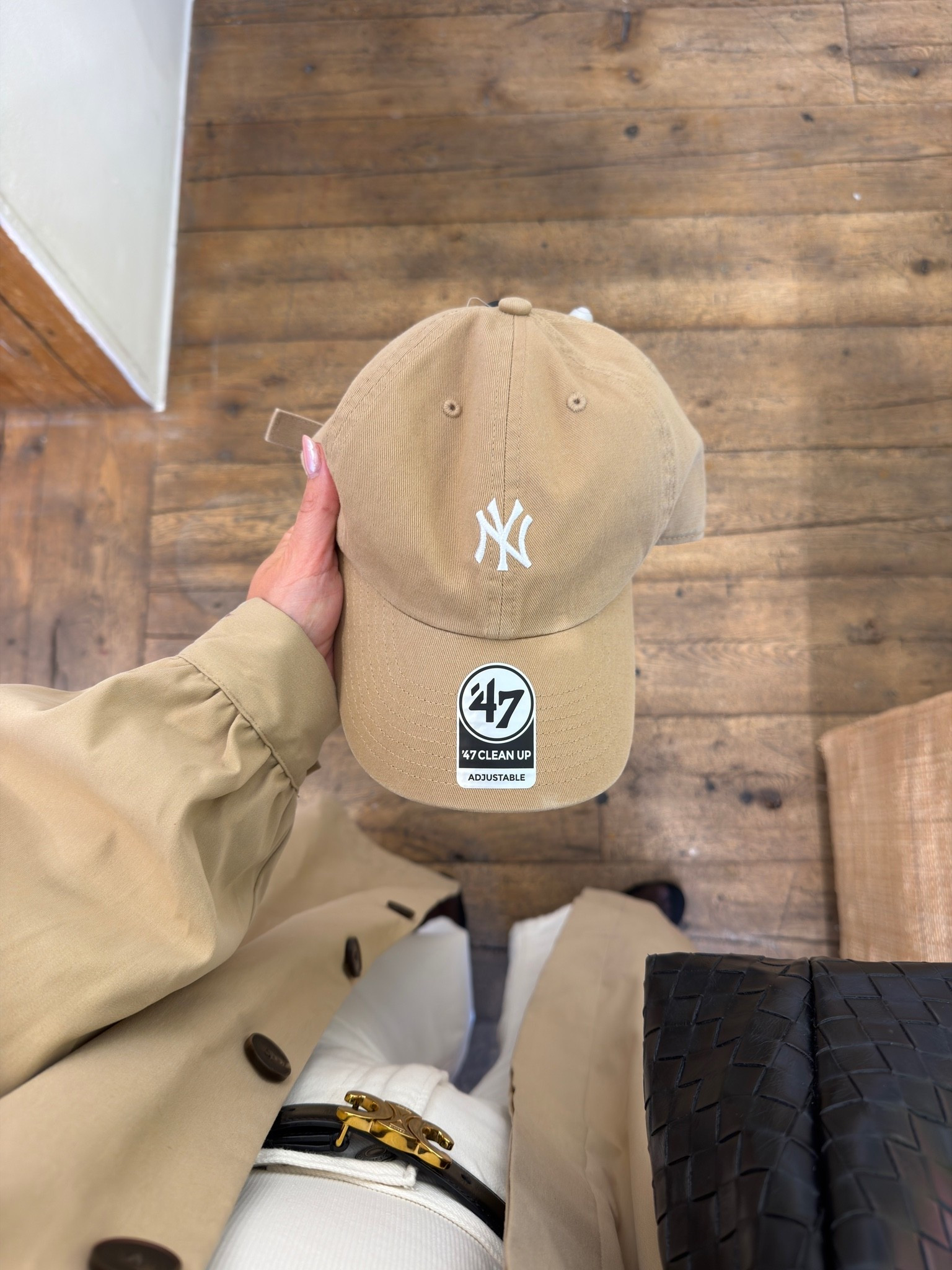 Cute cap! Linked the choc brown one as this one was in store only 😔