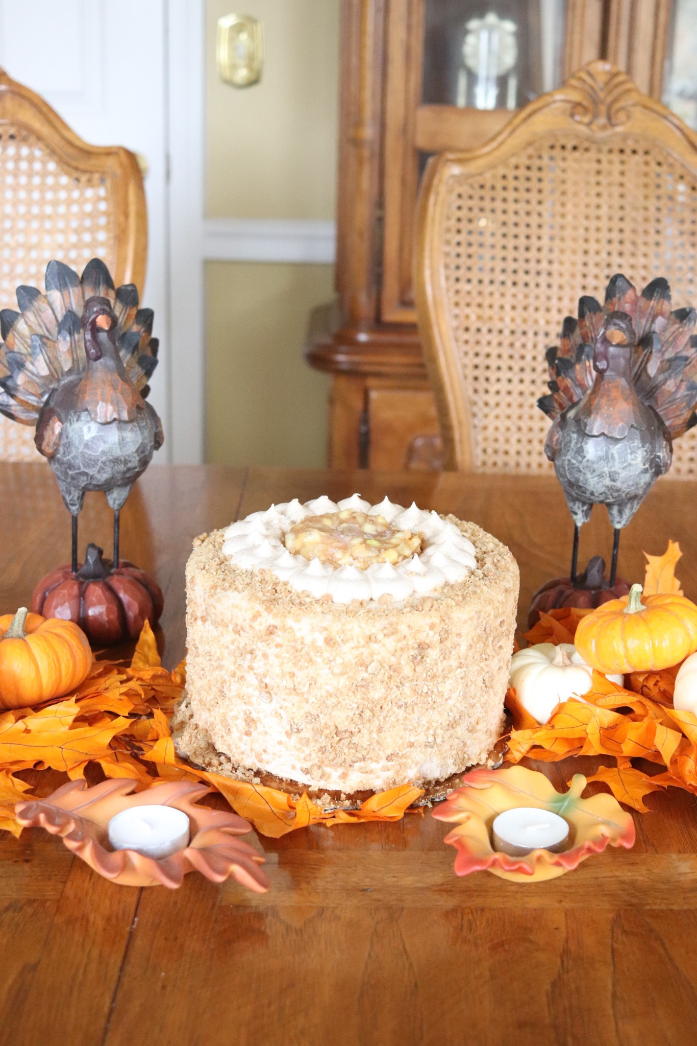 Thanksgiving with @goldbelly 🦃🍂

If you’re looking for showstopping desserts or an unforgettable holiday meal this Thanksgiving, then @goldbelly is the way to go! They are America's only curated food marketplace, delivering iconic dishes from America’s best restaurants and famous chefs, straight to your doorstep. It’s the easiest way to try famous food from around the country that you don’t have locally!
Here are my favorite Thanksgiving picks:
🧡Chef Kelly Fields' Southern Brunch Weekender Box
🤎Original PieCaken by Zac Young
🧡Apple Pie Baked in a Paper Bag®

#Ad #goldbelly #thanskgivingfood #thanksgivingdinner #piecaken / food delivery / thanksgiving dinner / thanksgiving dessert / piecaken 

#LTKHoliday #LTKParties #LTKSeasonal