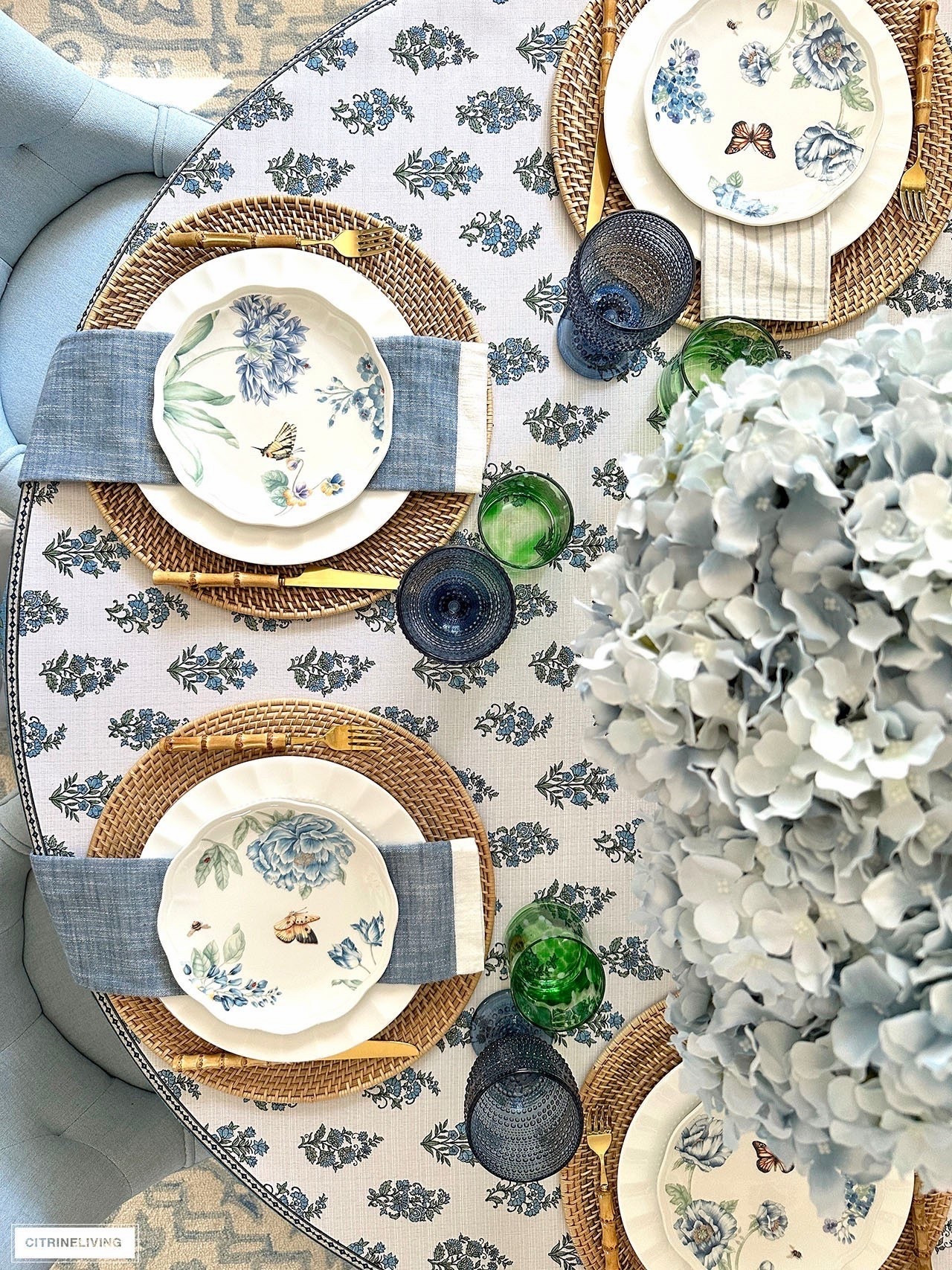 I found these stunning dishes for the perfect spring table!

Spring, spring dining, spring dinner table, hosting, family hosting, Easter hosting, dinner table 

#LTKHome #LTKSeasonal