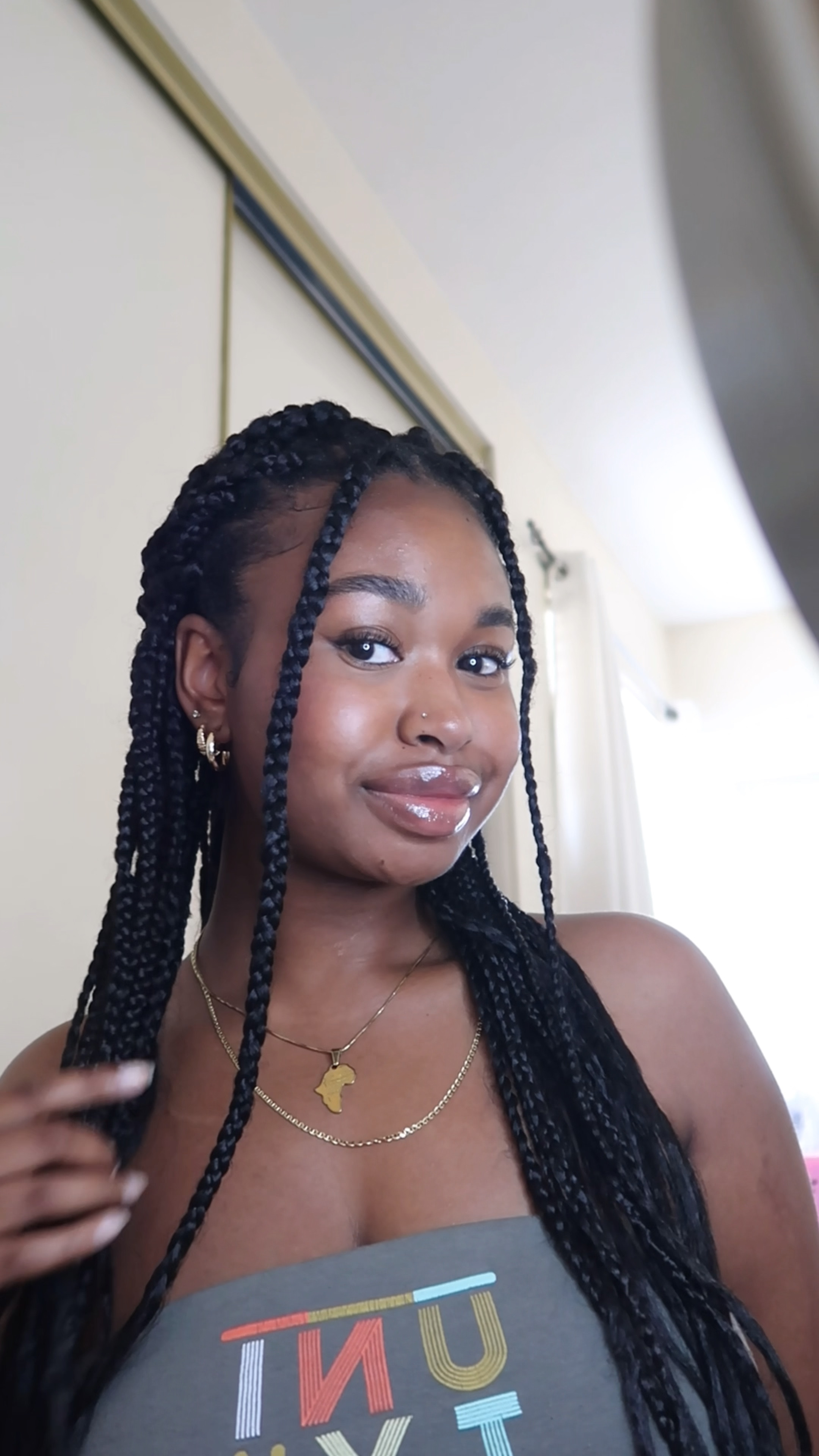 my everyday makeup products! 
makeup, beauty, makeup products, beauty products, natural makeup products, milk hydrating primer, nyx micro brow pencil, colour pop hydrating concealer, milani blush, laura mercier setting powder, rare beauty blush, fenty beauty highlight, maybelline skyhigh mascara, fenty beauty lipgloss 

#LTKU #LTKbeauty #LTKFind