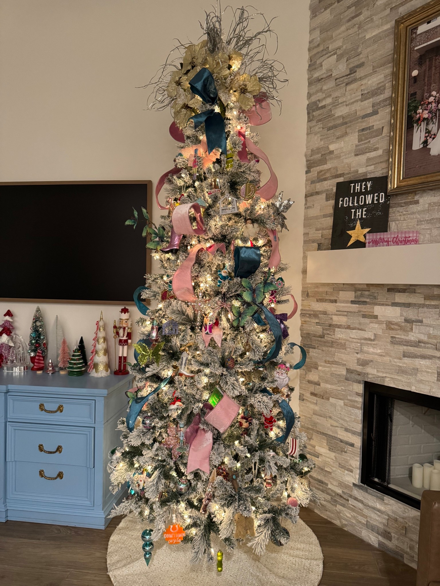 My 9 ft flocked Christmas tree is on major sale today for $159!! It’s so great and pre lit. Order today for the extra $20 off—usually $179

#LTKHome #LTKCyberWeek #LTKHoliday