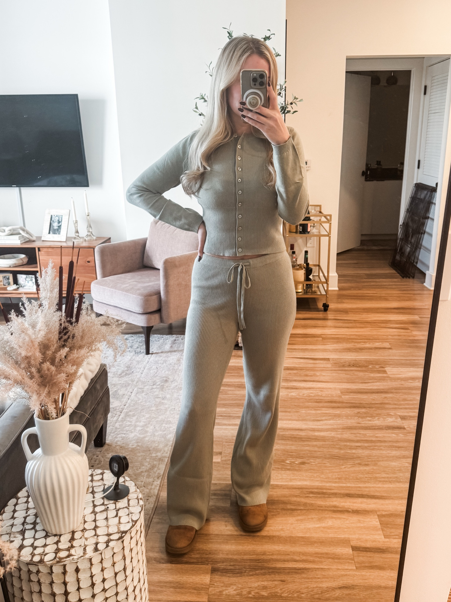 Living in this set until further notice! I wear a medium in top & bottom 

#LTKFindsUnder100 #LTKFindsUnder50