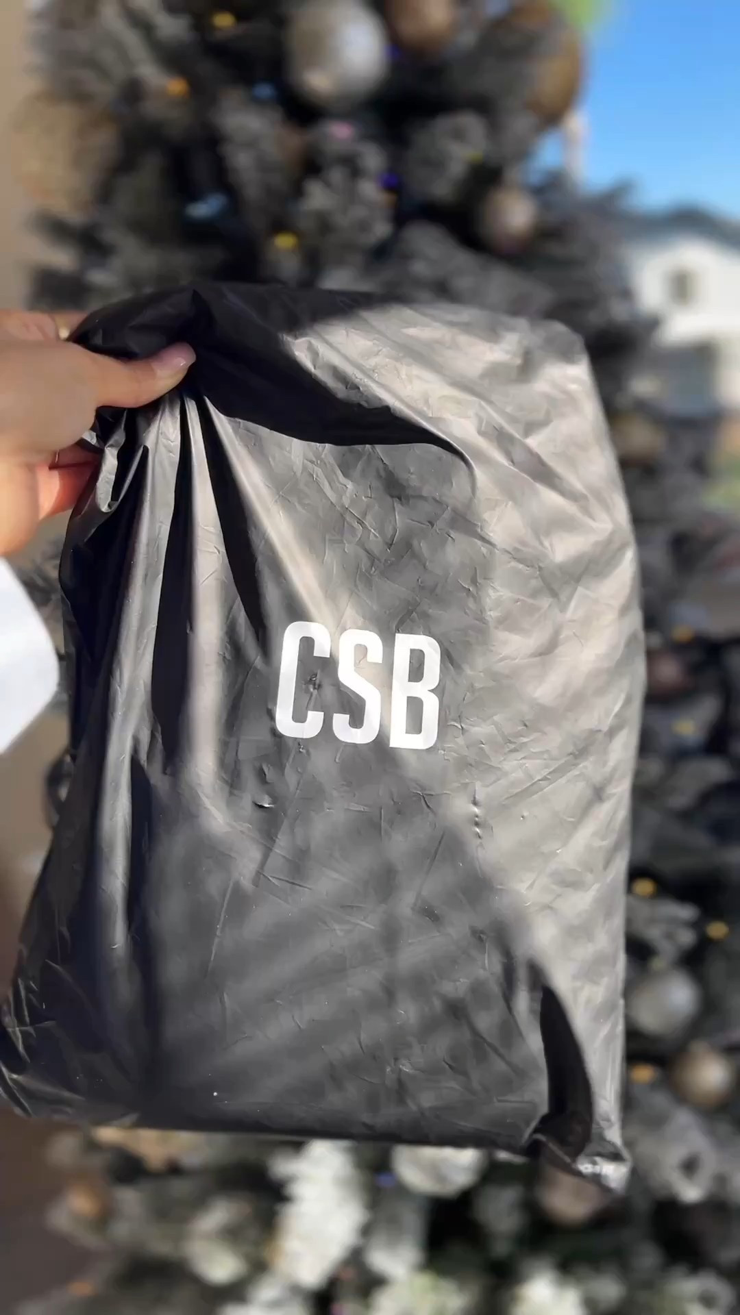 Just opened my Crop Shop Boutique package 🤍
Sharing a closer look at the blush pink ballet wrap sports bra and 4” invisible scrunch shorts — the fabric feels buttery soft, the color is the prettiest soft pink, and the design is giving effortless ballet-core energy ✨

#LTKFinds #LTKStyle #LTKActive #ActivewearFinds #WorkoutSet #GymOutfitInspo #PilatesWear #BarreStyle #BalletCore #BlushPink #AthleisureAesthetic #FitnessStyle #WomenOwnedBrands #CropShopBoutique #LTKWellness #AestheticFinds

#LTKfitnessgoals #LTKmomlife #LTKGiftGuide