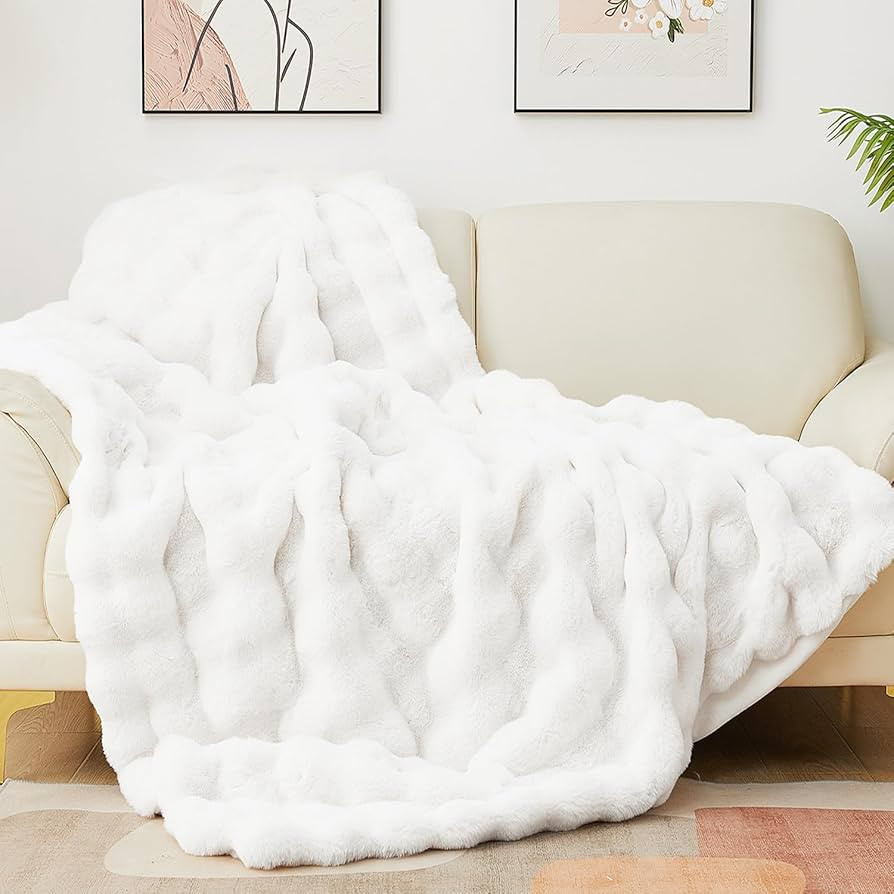 Latepis White Faux Fur Throw Blanket Cozy White Bubble Soft Fuzzy Thick Living Room Blanket for C... | Amazon (US)