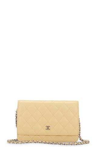 FWRD Renew Chanel Matelasse Caviar Classic Wallet on Chain Shoulder Bag in Cream | FWRD | FWRD 