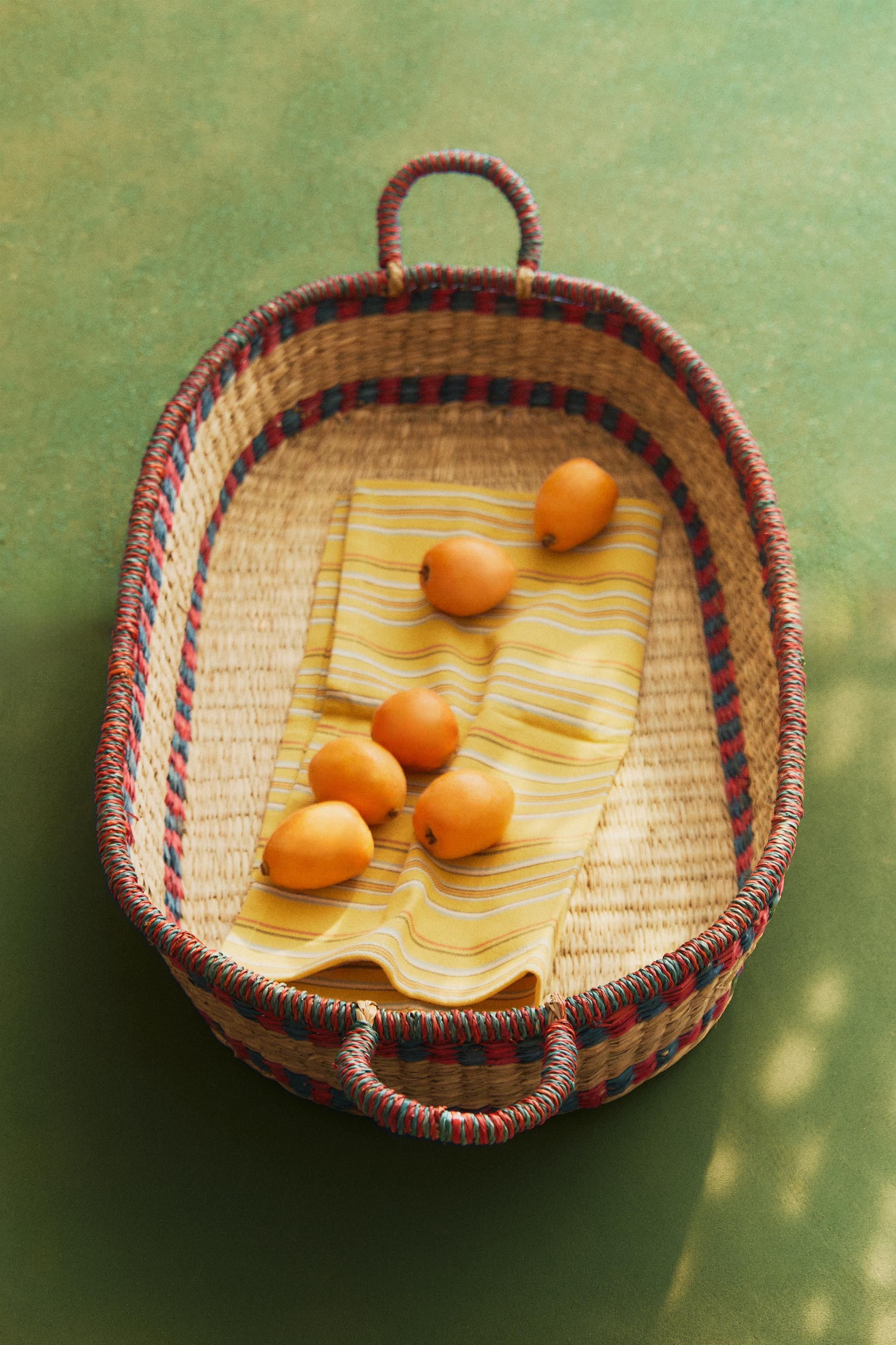 CONTRAST OVAL SEAGRASS BASKET | Zara US