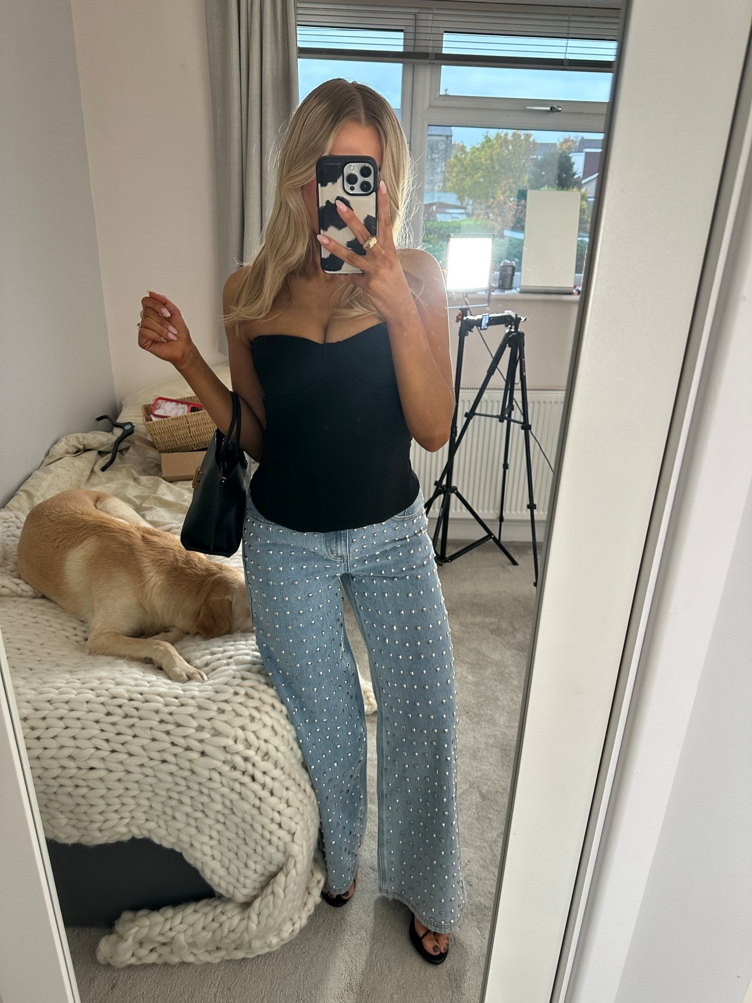 Christmas party outfit idea 💡 

Christmas party,
Outfit ideas,
OOTN, studded jeans

#LTKfestive #LTKdatenight #LTKuk