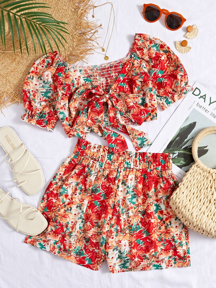 Allover Floral Print Knot Front Top & Shorts | SHEIN