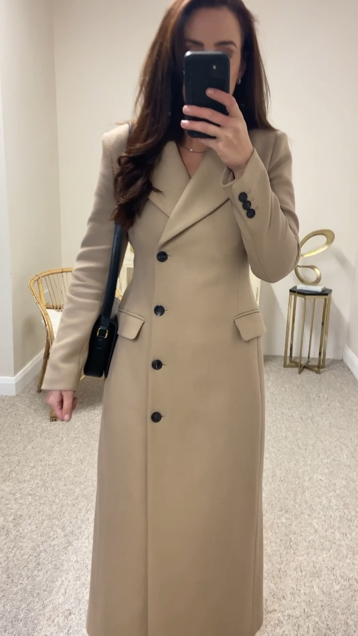 The code BFLTK25, will give you 25% off on top of sale and free delivery on @karen_millen 👏🏼
A good quality coat at a great discount is the perfect thing to buy on Black Friday. 

Love the way this is buttoned to the side, SO flattering. Really enhances your figure. This is a long coat. I’m 5ft5.5 and it’s hitting a few inches above my ankle.

#LTKCyberWeek #LTKCyberSaleIE #LTKVideo