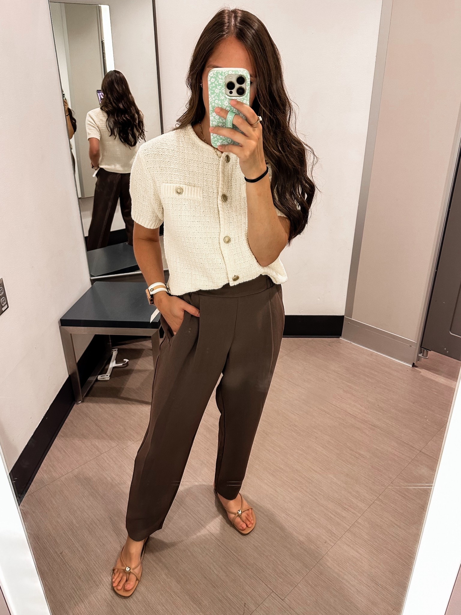 Target new fall arrivals
Top XS 
Pants XS
Shoes tts 

#LTKStyleTip #LTKFindsUnder100 #LTKFindsUnder50