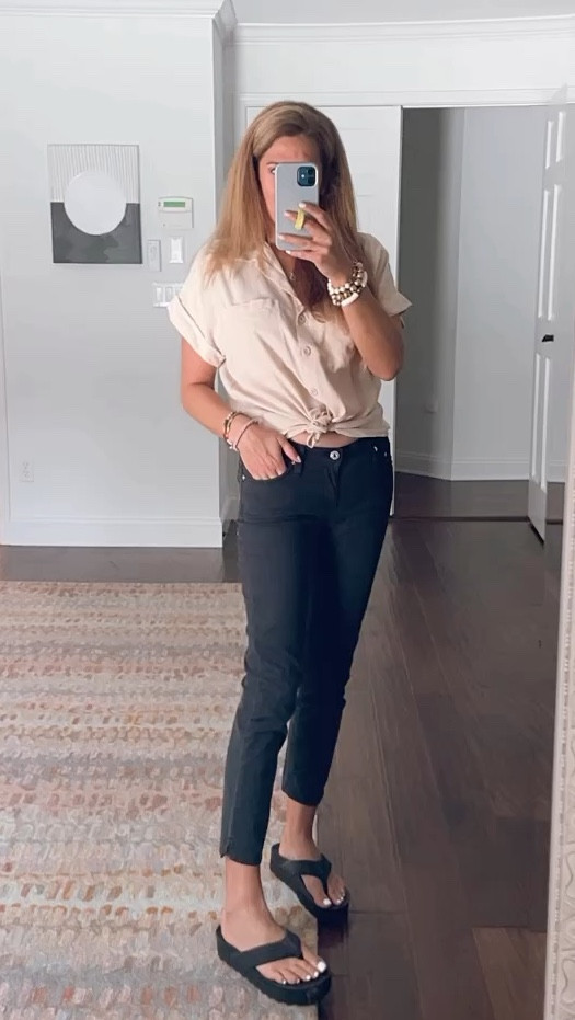 Lunch Date Outfit! Simple classic look. Shop Now! 
#OOTD 
#WIWT
#StyleInspo
#OutfitInspiration
#FashionDaily
#LookOfTheDay
#TodayImWearing
#OutfitGoals
#FashionBlogger
#StreetStyle
#DailyOutfit
#StyleGram
#StyledByMe
#OutfitDetails
#FashionInspo
#TrendyStyle
#OOTDShare
#ChicStyle
#StyleFile
#CasualChic
#LunchDate

#LTKFallSale #LTKSaleAlert #LTKActive