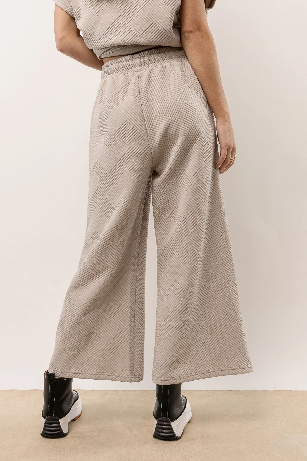 Sonia Pants in Taupe - böhme | Bohme