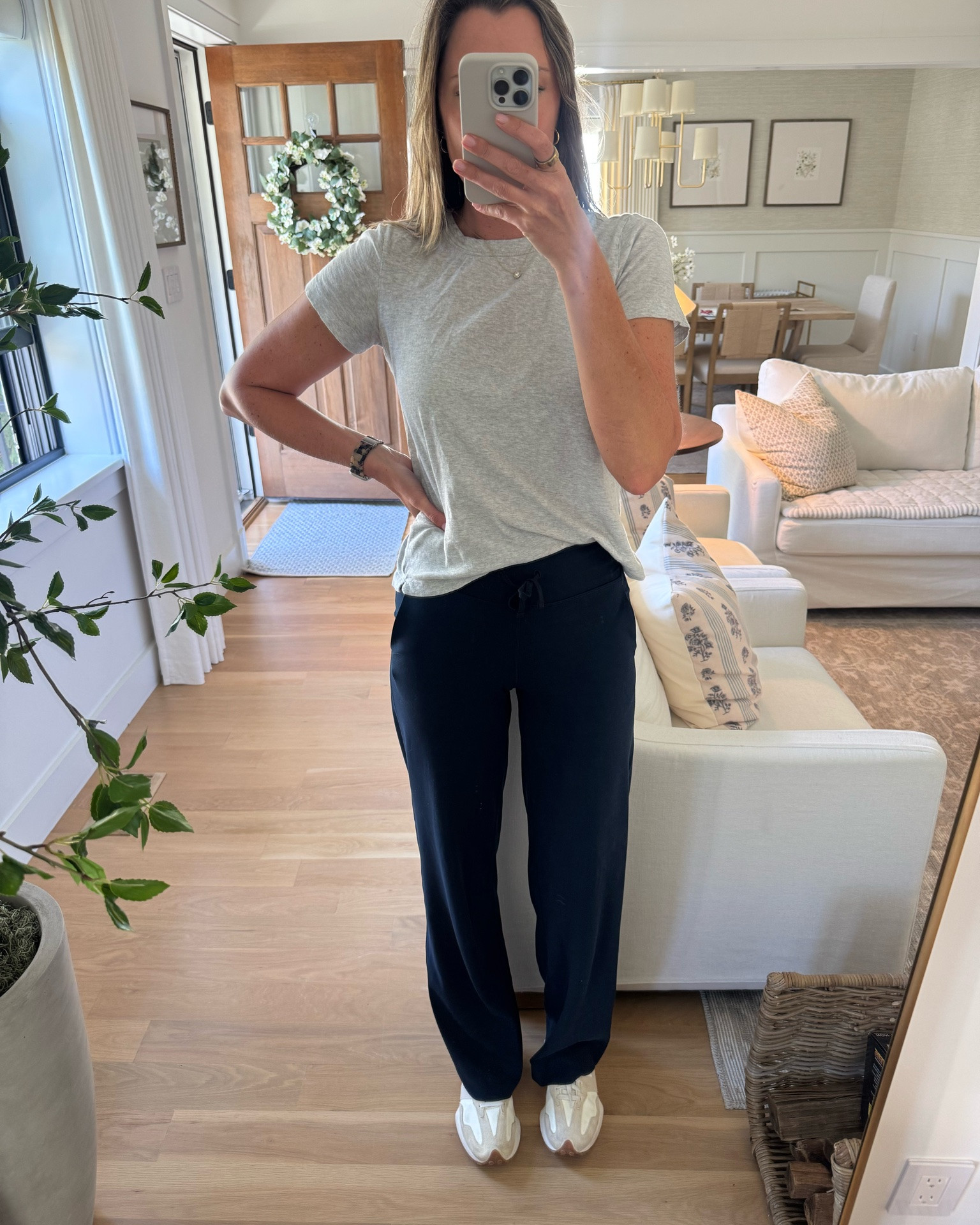 My favorite wide leg pants from Lululemon, comes in tall sizes, runs TTS

#LTKdayinmylife #LTKgrwm #LTKootd