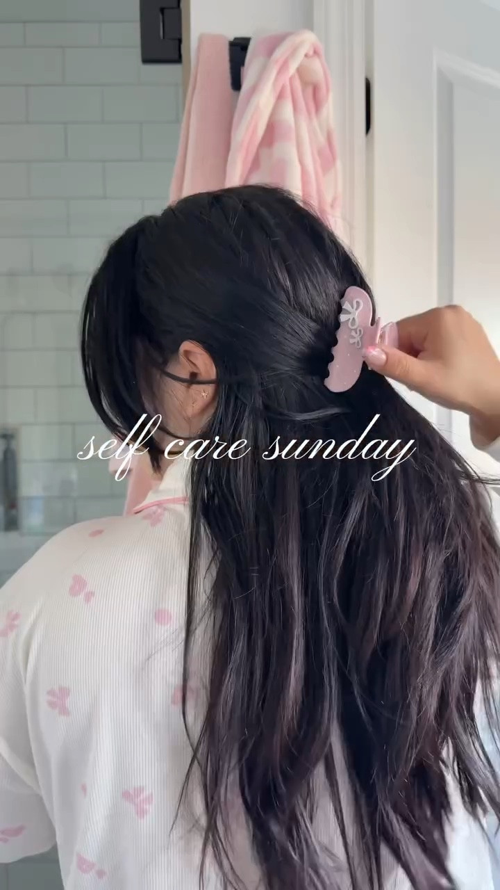 self care sunday 🎀🫧🪽

#selfcaresunday #girlyaesthetic #pinkaesthetic #showerroutine #selfcareroutine