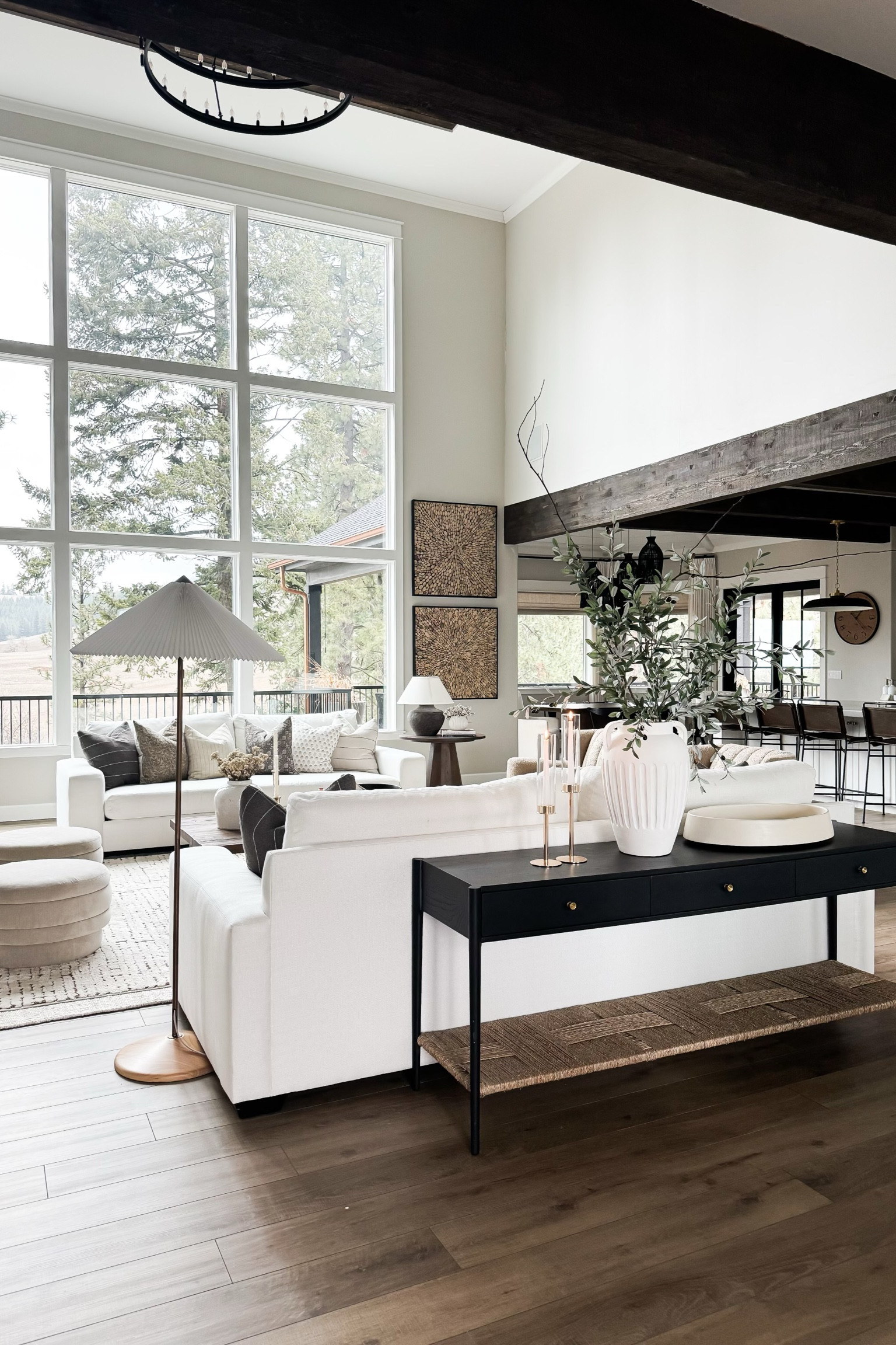 Loving all the decor in my living room!

living room  decor  home finds  home favorites  trending home  living room essentials  vase  lamp  ourpnwhome 

#LTKSeasonal #LTKHome