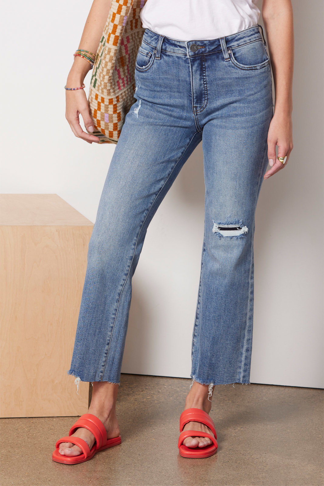 Kelsey Slim Kick Jean | Evereve