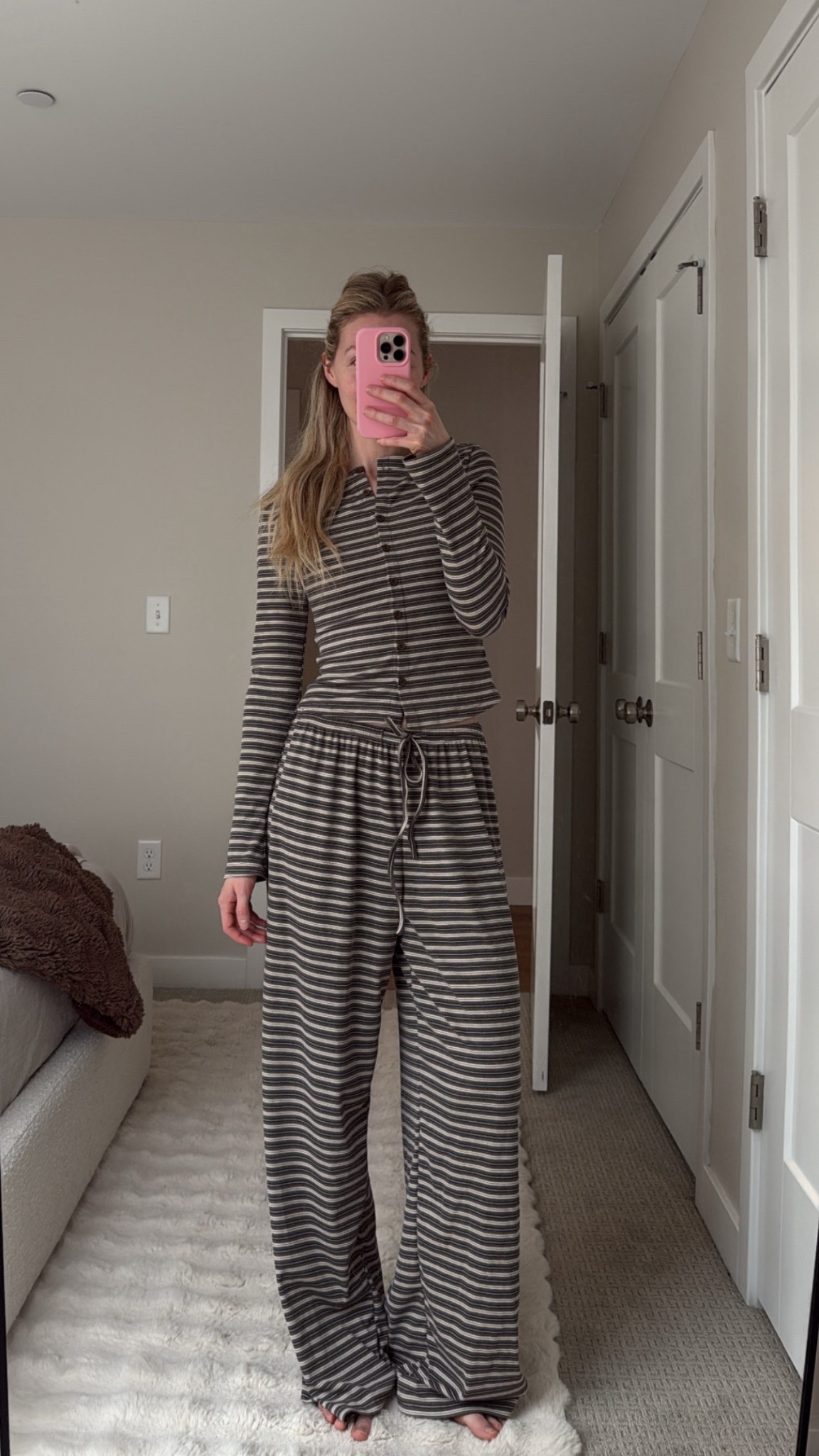 Cozy matching set under $30 🤎Available in other colors as well! 

Wearing size 2(XS)