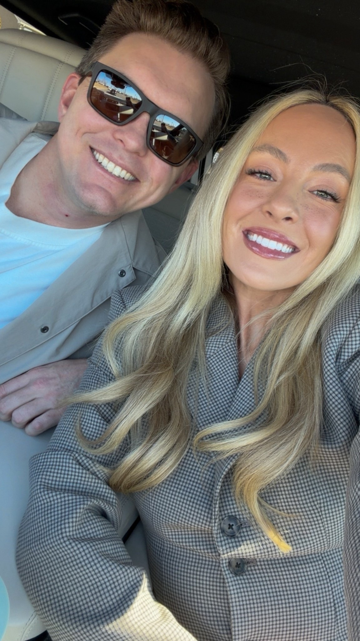 Picking up our first LOVÉE BEAUTY sample!! 🥹 blazer runs tts!

#LTKdayinmylife #LTKSeasonal #LTKootd