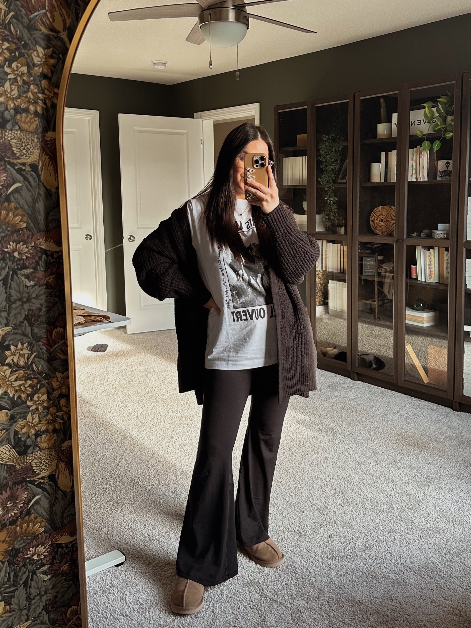 Outfit on sale! Wearing s top, xs cardi, l short flared leggings 

Post partum outfits spring outfits spring fashionn

#LTKPetite #LTKSeasonal #LTKSpringSale