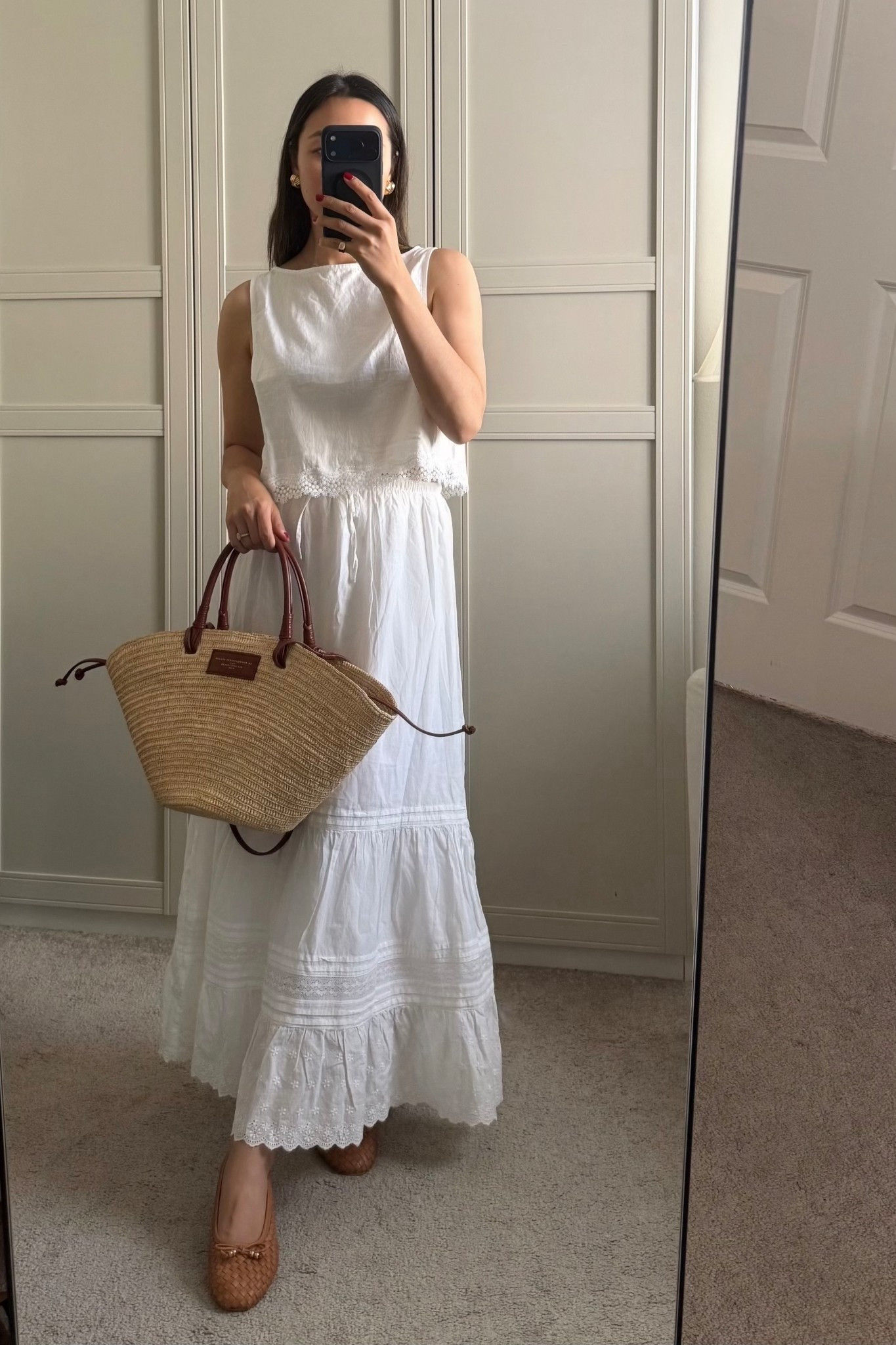 Spring outfit on sale at GAP 

Gap top 
Poplin skirt 

Linked to other gap pieces on sale 

#LTKSaleAlert #LTKootd