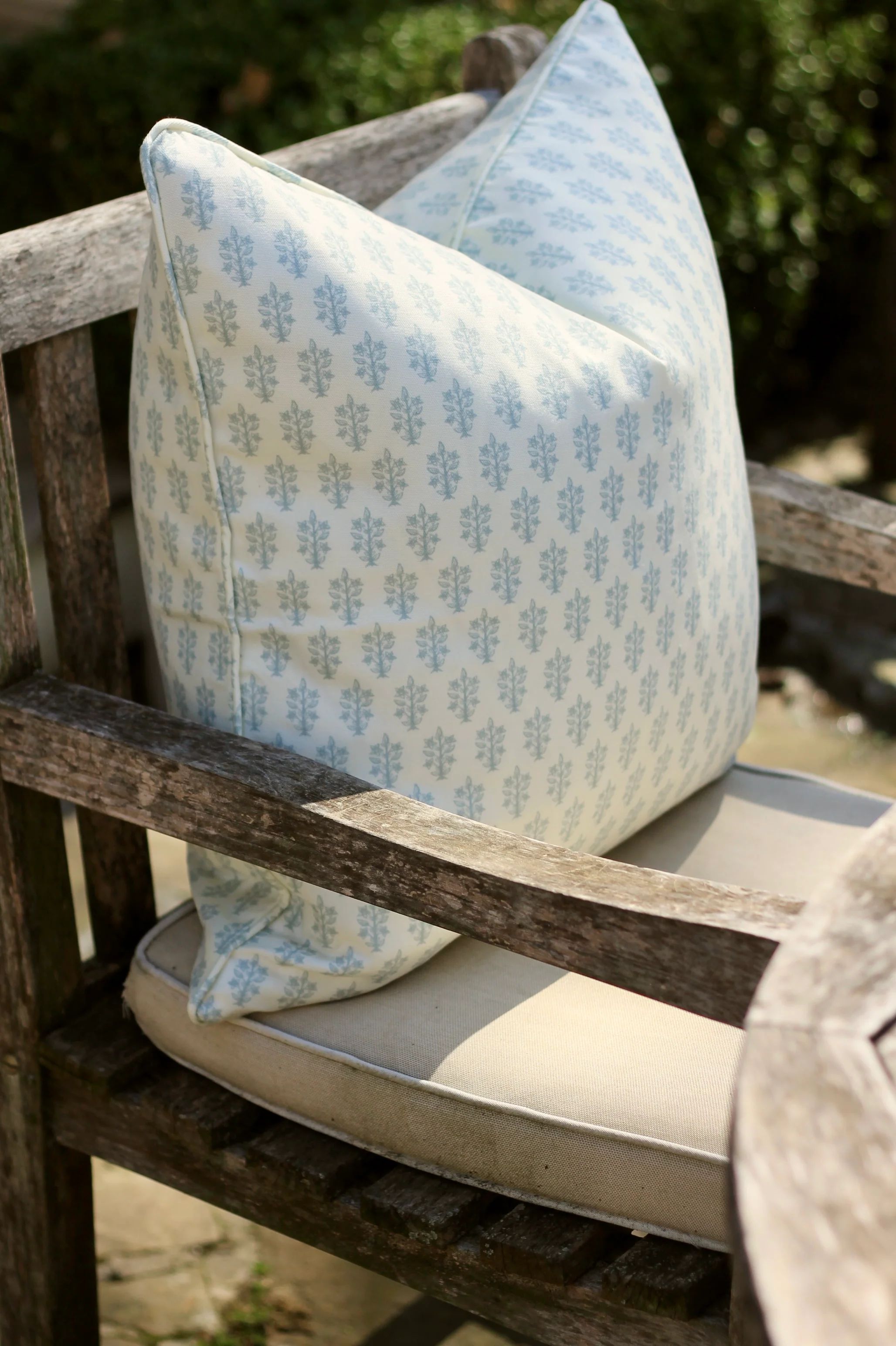 Outdoor Dahlia Pillow Covers in English Blue | 3 Sizes | JSH Home Essentials