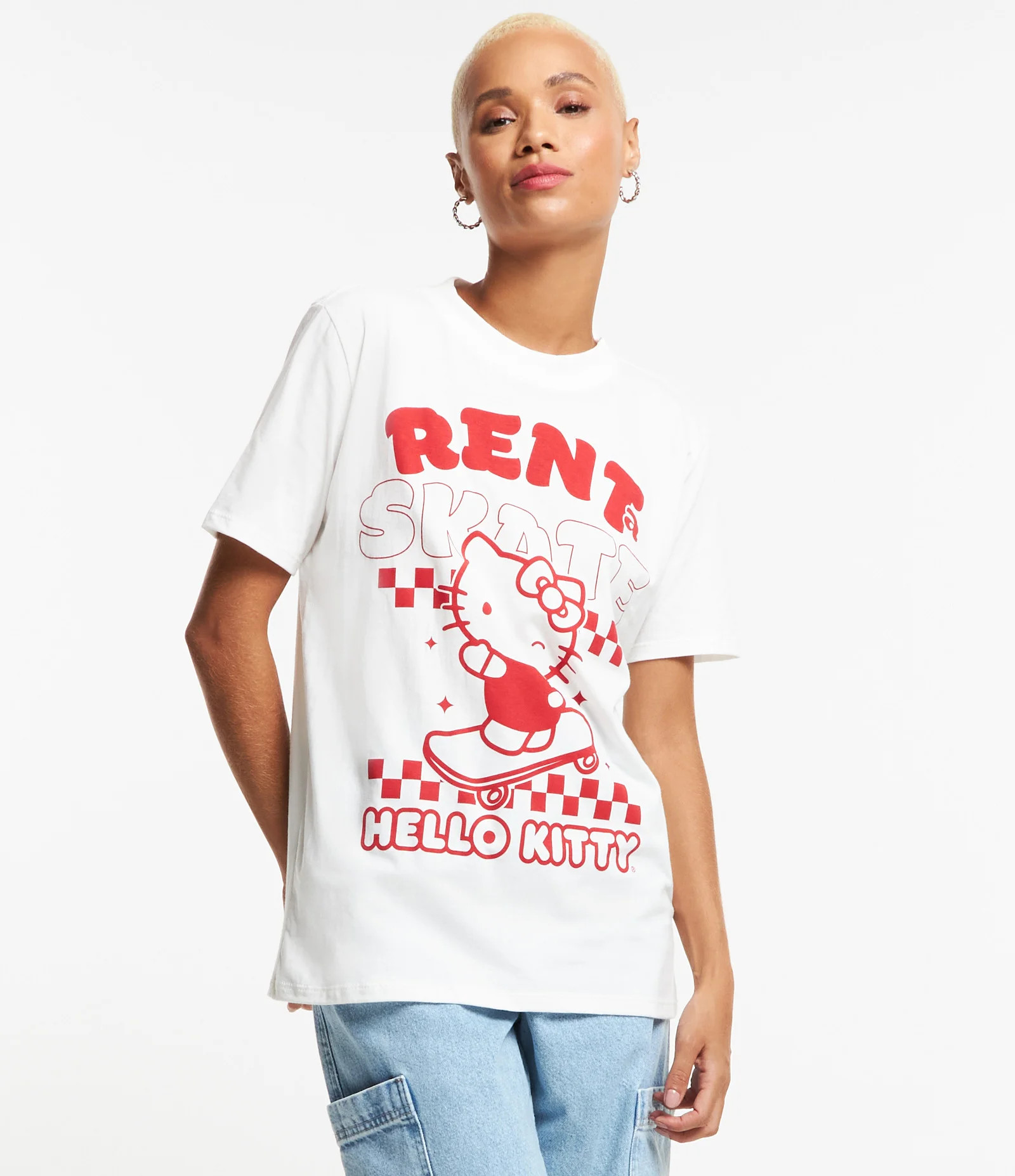 Camiseta Alongada em Meia Malha com Estampa Hello kitty Skate Branco - Lojas Renner | Renner (BR)