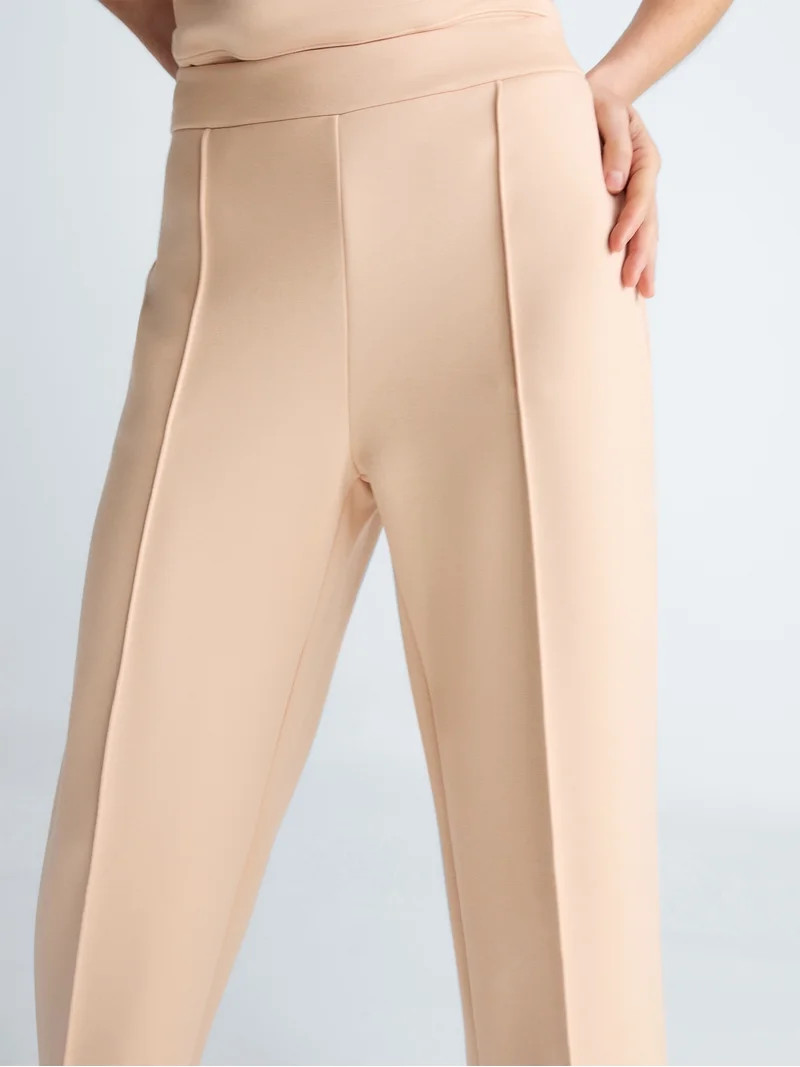 Scoop Women's and Women's Plus Scubaknit Cropped Seamed Pants, 24'' Inseam, Sizes XS-4X | Walmart (US)