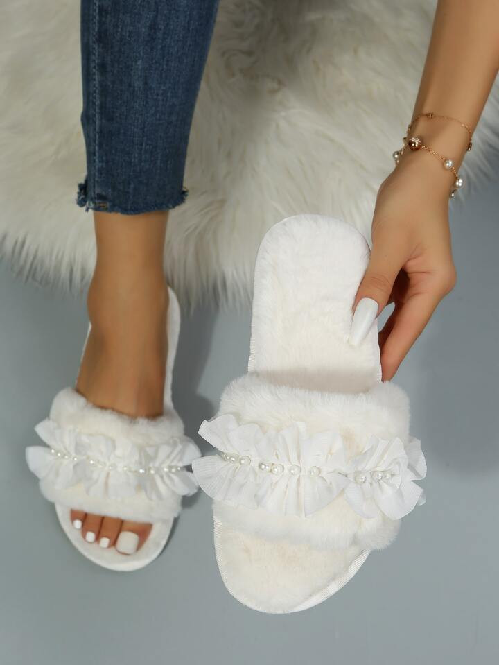 Faux Pearl Decor Ruffle Trim Bedroom Slippers, Slip-on White Fashionable Pearl, Ruffle Trim Solid... | SHEIN