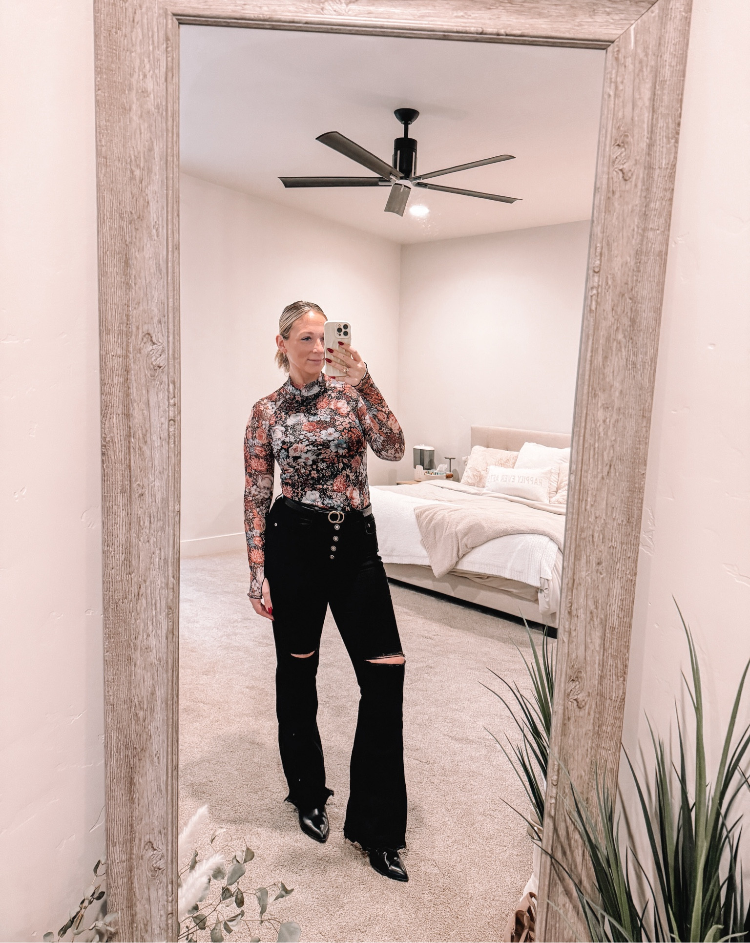 Date Night 🤍

#LTKFindsUnder50 #LTKStyleTip #LTKShoeCrush